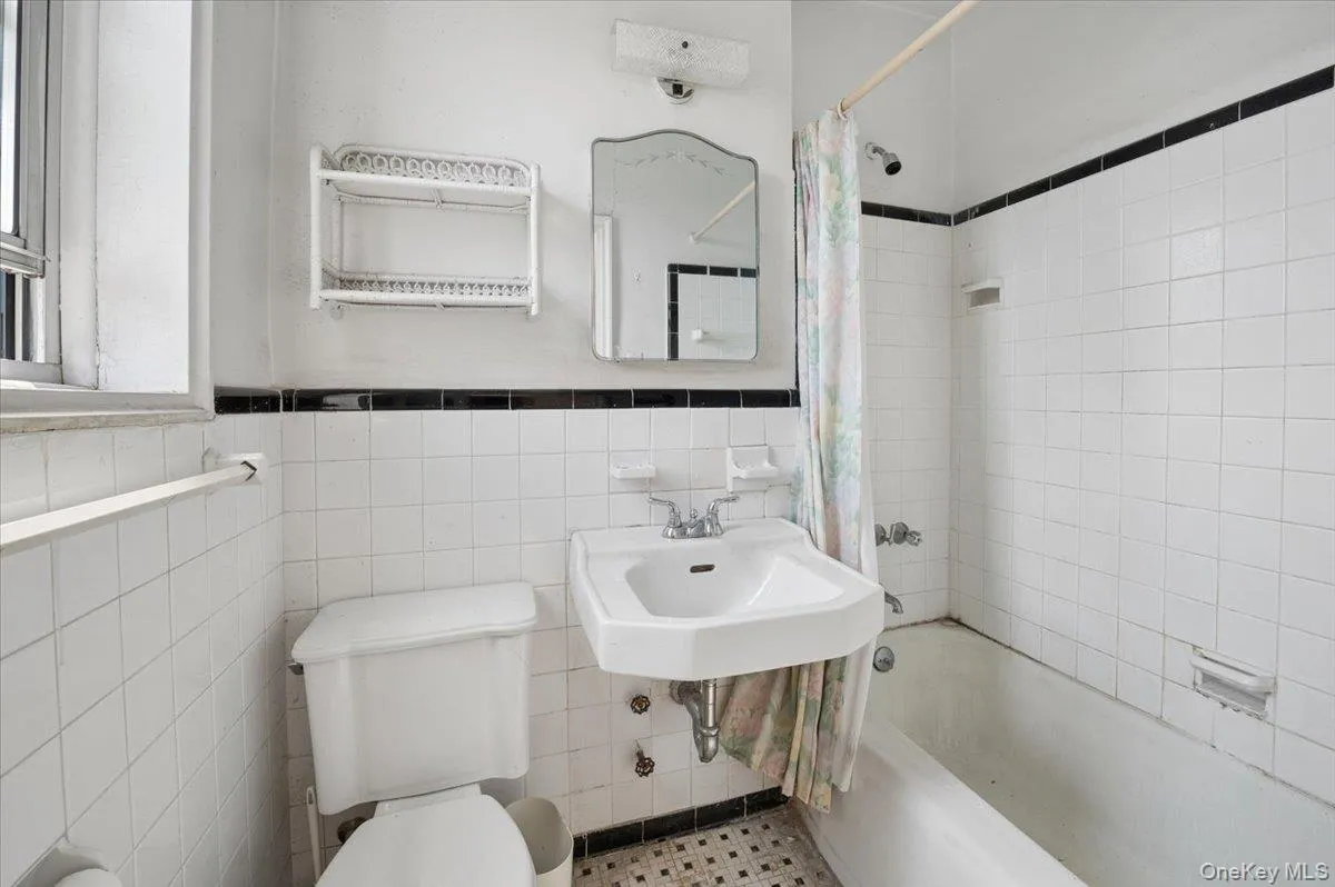 en-suite bathroom en-suite bathroom