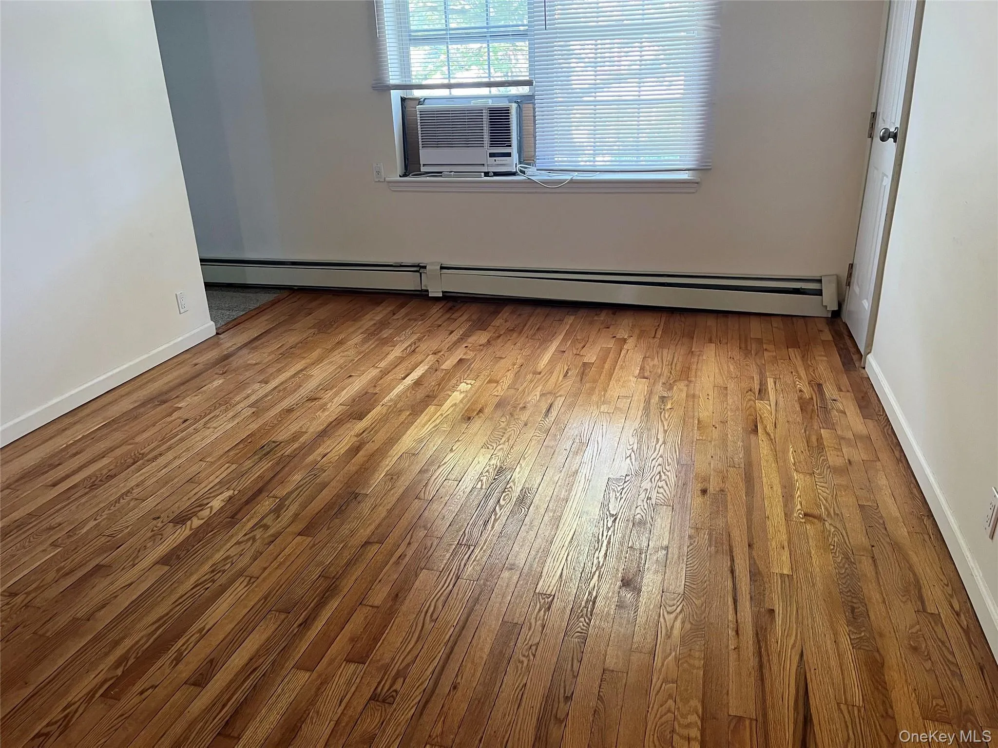 39-05 208 Street, New York, NY, 2 Bedrooms Bedrooms, 4 Rooms Rooms,1 BathroomBathrooms,Residential Lease,For Rent,208,0,1019467 39-05 208 Street, New York, NY, 2 Bedrooms Bedrooms, 4 Rooms Rooms,1 BathroomBathrooms,Residential Lease,For Rent,208,0,1019467