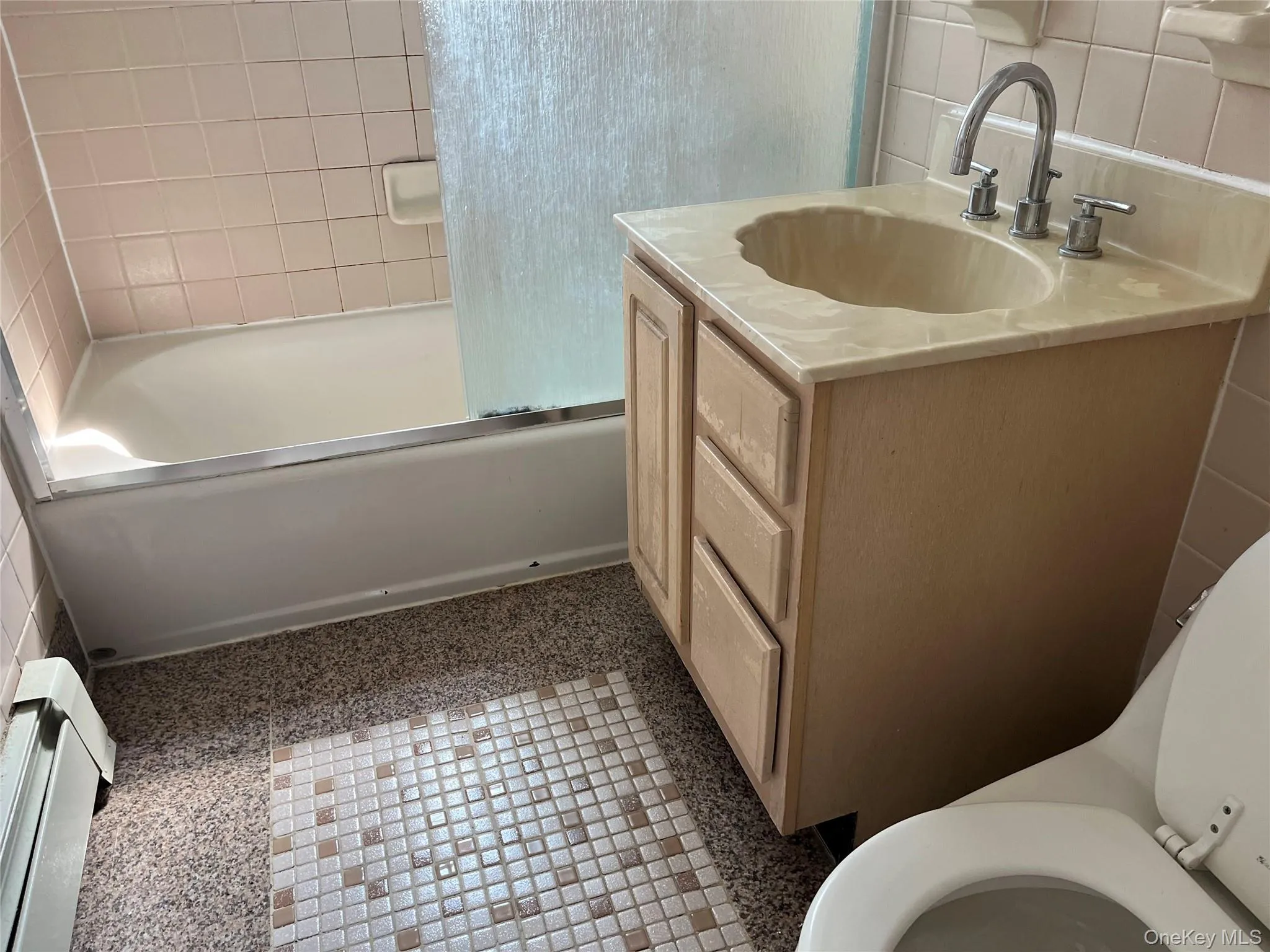 39-05 208 Street, New York, NY, 2 Bedrooms Bedrooms, 4 Rooms Rooms,1 BathroomBathrooms,Residential Lease,For Rent,208,0,1019467 39-05 208 Street, New York, NY, 2 Bedrooms Bedrooms, 4 Rooms Rooms,1 BathroomBathrooms,Residential Lease,For Rent,208,0,1019467