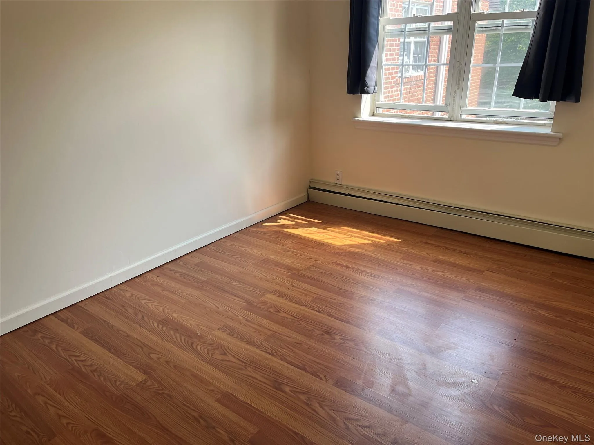 39-05 208 Street, New York, NY, 2 Bedrooms Bedrooms, 4 Rooms Rooms,1 BathroomBathrooms,Residential Lease,For Rent,208,0,1019467 39-05 208 Street, New York, NY, 2 Bedrooms Bedrooms, 4 Rooms Rooms,1 BathroomBathrooms,Residential Lease,For Rent,208,0,1019467
