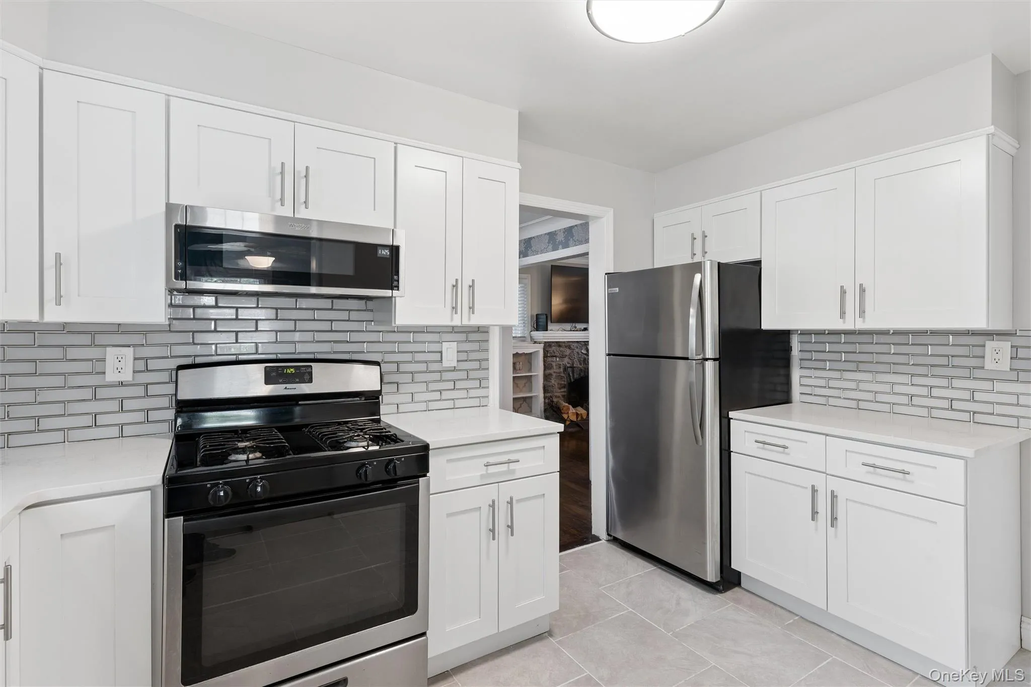 20 Beverly Parkway, Hempstead, NY, 3 Bedrooms Bedrooms, 8 Rooms Rooms,2 BathroomsBathrooms,Residential,For Rent,Beverly,0,1019468 20 Beverly Parkway, Hempstead, NY, 3 Bedrooms Bedrooms, 8 Rooms Rooms,2 BathroomsBathrooms,Residential,For Rent,Beverly,0,1019468