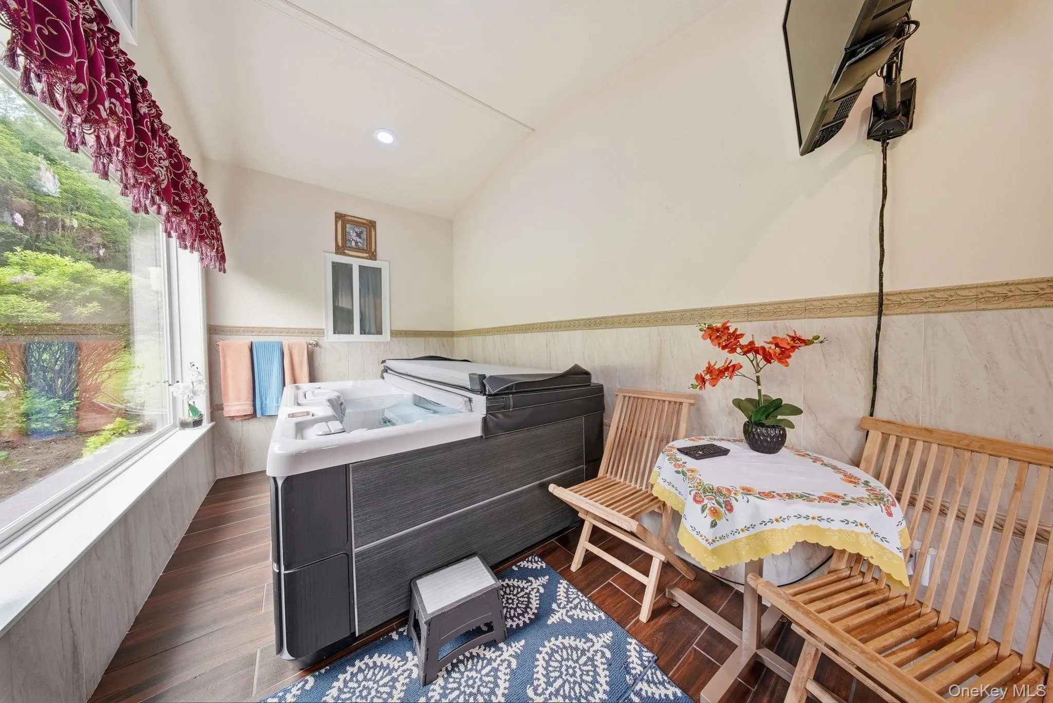 143 S Maplewood Road, Thompson, NY, 7 Bedrooms Bedrooms, 12 Rooms Rooms,4 BathroomsBathrooms,Residential,For Rent,S Maplewood,0,1019474 143 S Maplewood Road, Thompson, NY, 7 Bedrooms Bedrooms, 12 Rooms Rooms,4 BathroomsBathrooms,Residential,For Rent,S Maplewood,0,1019474