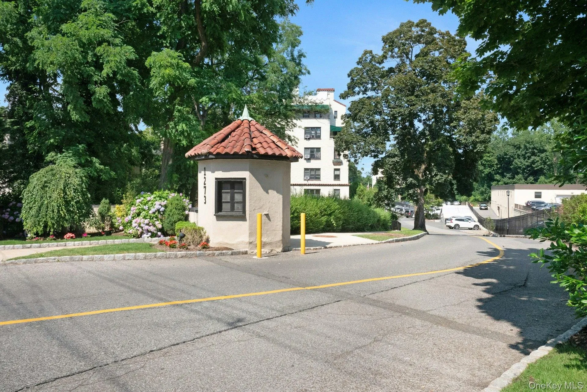 Entrance to this Private, Community Oriented Complex Entrance to this Private, Community Oriented Complex