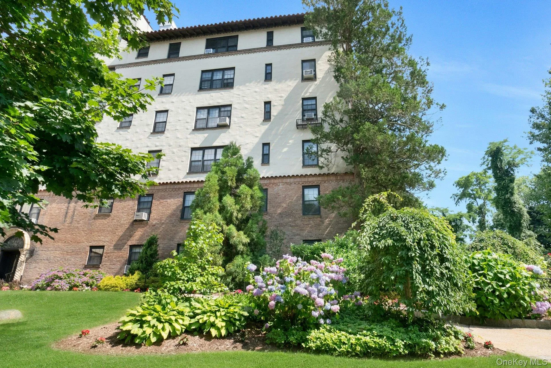 1273 North Avenue, New Rochelle, NY, 1 Bedroom Bedrooms, 4 Rooms Rooms,1 BathroomBathrooms,Residential,For Rent,North,0,1019477 1273 North Avenue, New Rochelle, NY, 1 Bedroom Bedrooms, 4 Rooms Rooms,1 BathroomBathrooms,Residential,For Rent,North,0,1019477