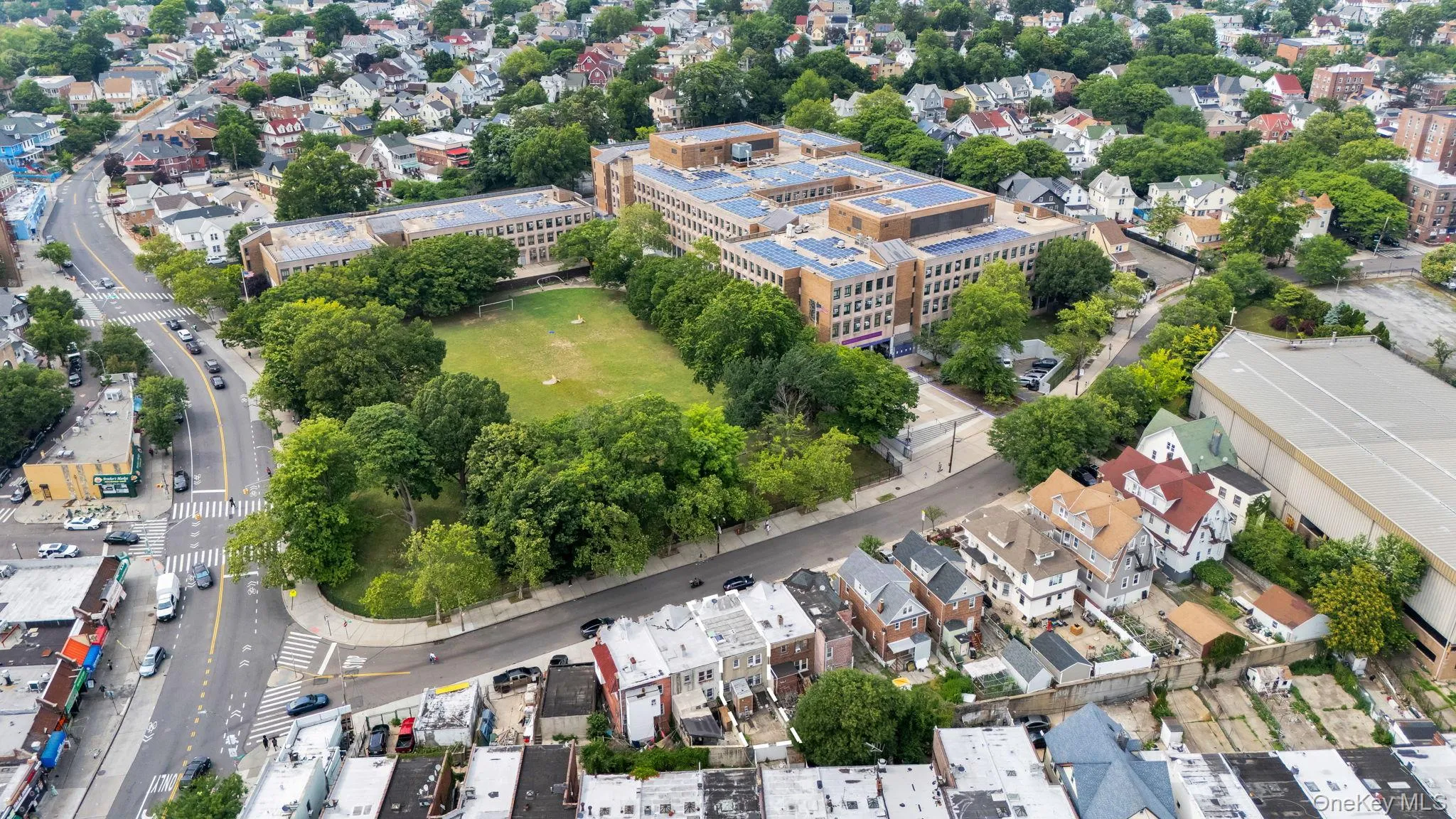 15920 Highland Avenue, New York, NY, 4 Bedrooms Bedrooms, 8 Rooms Rooms,3 BathroomsBathrooms,Residential,For Rent,Highland,0,1019478 15920 Highland Avenue, New York, NY, 4 Bedrooms Bedrooms, 8 Rooms Rooms,3 BathroomsBathrooms,Residential,For Rent,Highland,0,1019478