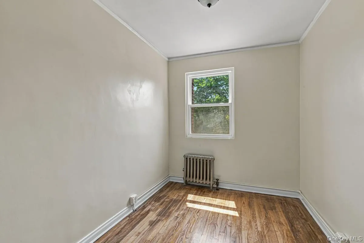 2046 26th Street, New York, NY, 3 Bedrooms Bedrooms, 5 Rooms Rooms,1 BathroomBathrooms,Residential,For Rent,26th,0,1019485 2046 26th Street, New York, NY, 3 Bedrooms Bedrooms, 5 Rooms Rooms,1 BathroomBathrooms,Residential,For Rent,26th,0,1019485