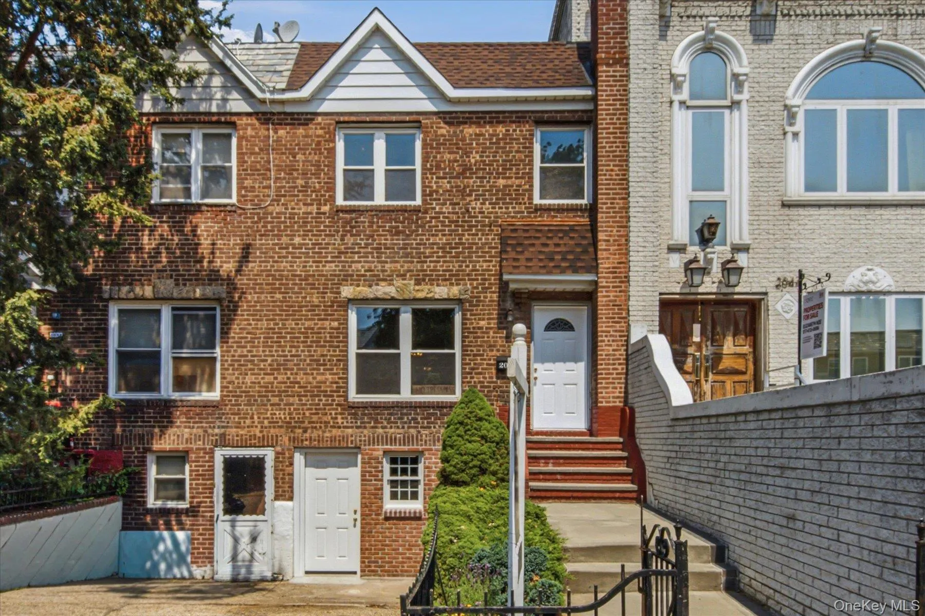 2046 26th Street, New York, NY, 3 Bedrooms Bedrooms, 5 Rooms Rooms,1 BathroomBathrooms,Residential,For Rent,26th,0,1019485 2046 26th Street, New York, NY, 3 Bedrooms Bedrooms, 5 Rooms Rooms,1 BathroomBathrooms,Residential,For Rent,26th,0,1019485
