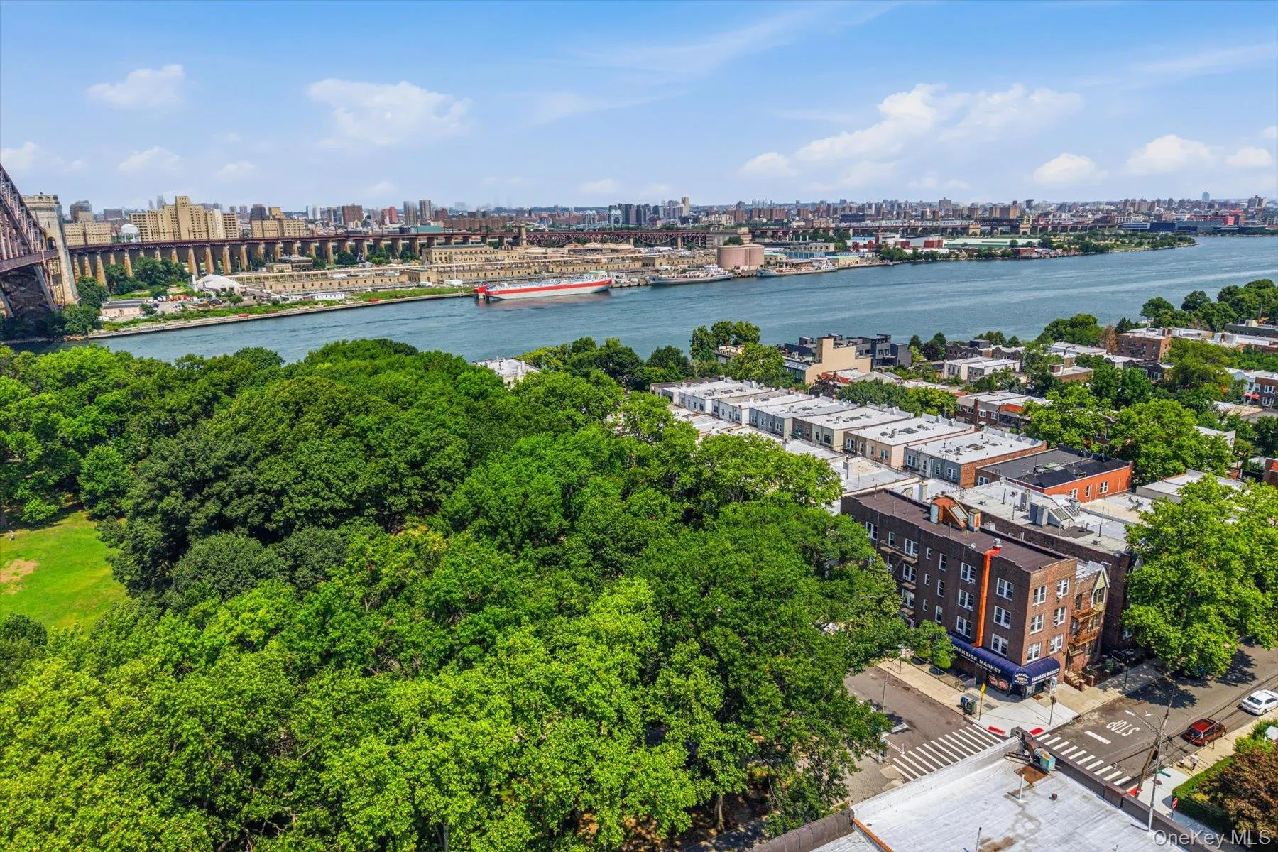 2046 26th Street, New York, NY, 3 Bedrooms Bedrooms, 5 Rooms Rooms,1 BathroomBathrooms,Residential,For Rent,26th,0,1019485 2046 26th Street, New York, NY, 3 Bedrooms Bedrooms, 5 Rooms Rooms,1 BathroomBathrooms,Residential,For Rent,26th,0,1019485
