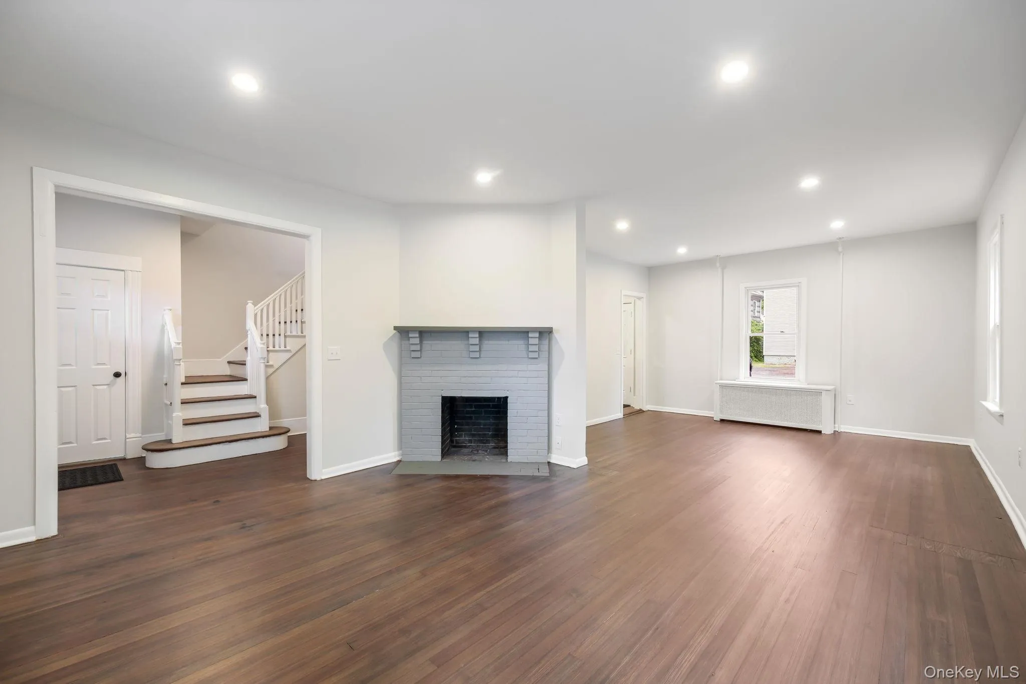 15 Eastman Terrace, Poughkeepsie, NY, 3 Bedrooms Bedrooms, 9 Rooms Rooms,1 BathroomBathrooms,Residential,For Rent,Eastman,0,1019486 15 Eastman Terrace, Poughkeepsie, NY, 3 Bedrooms Bedrooms, 9 Rooms Rooms,1 BathroomBathrooms,Residential,For Rent,Eastman,0,1019486