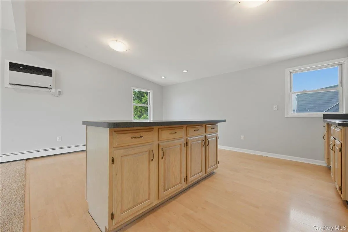 258 Marguerite Avenue, Hempstead, NY, 4 Bedrooms Bedrooms, 8 Rooms Rooms,2 BathroomsBathrooms,Residential,For Rent,Marguerite,0,1019489 258 Marguerite Avenue, Hempstead, NY, 4 Bedrooms Bedrooms, 8 Rooms Rooms,2 BathroomsBathrooms,Residential,For Rent,Marguerite,0,1019489