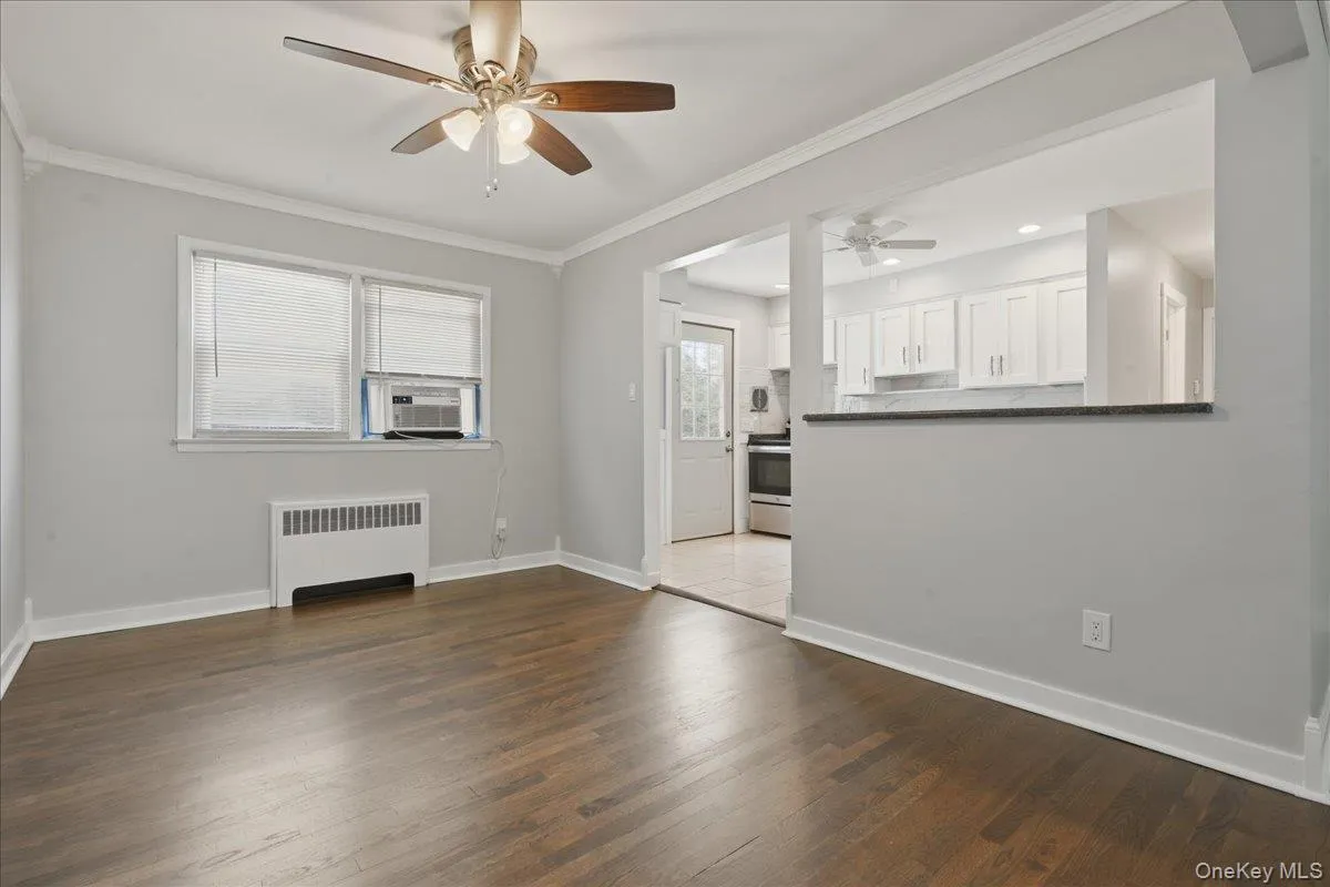 258 Marguerite Avenue, Hempstead, NY, 4 Bedrooms Bedrooms, 8 Rooms Rooms,2 BathroomsBathrooms,Residential,For Rent,Marguerite,0,1019489 258 Marguerite Avenue, Hempstead, NY, 4 Bedrooms Bedrooms, 8 Rooms Rooms,2 BathroomsBathrooms,Residential,For Rent,Marguerite,0,1019489