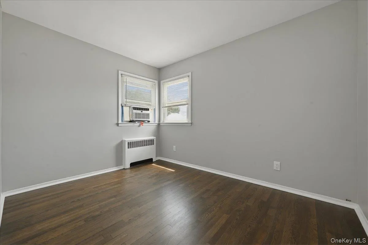 258 Marguerite Avenue, Hempstead, NY, 4 Bedrooms Bedrooms, 8 Rooms Rooms,2 BathroomsBathrooms,Residential,For Rent,Marguerite,0,1019489 258 Marguerite Avenue, Hempstead, NY, 4 Bedrooms Bedrooms, 8 Rooms Rooms,2 BathroomsBathrooms,Residential,For Rent,Marguerite,0,1019489