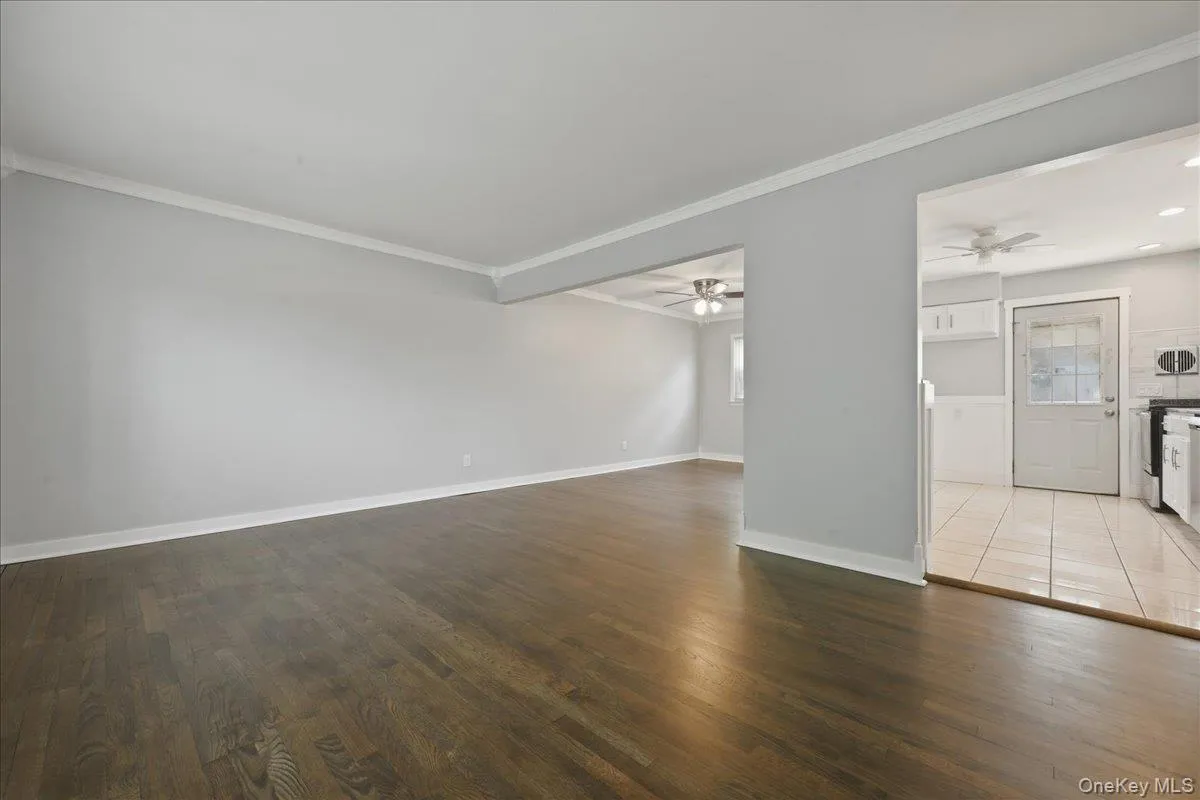 258 Marguerite Avenue, Hempstead, NY, 4 Bedrooms Bedrooms, 8 Rooms Rooms,2 BathroomsBathrooms,Residential,For Rent,Marguerite,0,1019489 258 Marguerite Avenue, Hempstead, NY, 4 Bedrooms Bedrooms, 8 Rooms Rooms,2 BathroomsBathrooms,Residential,For Rent,Marguerite,0,1019489
