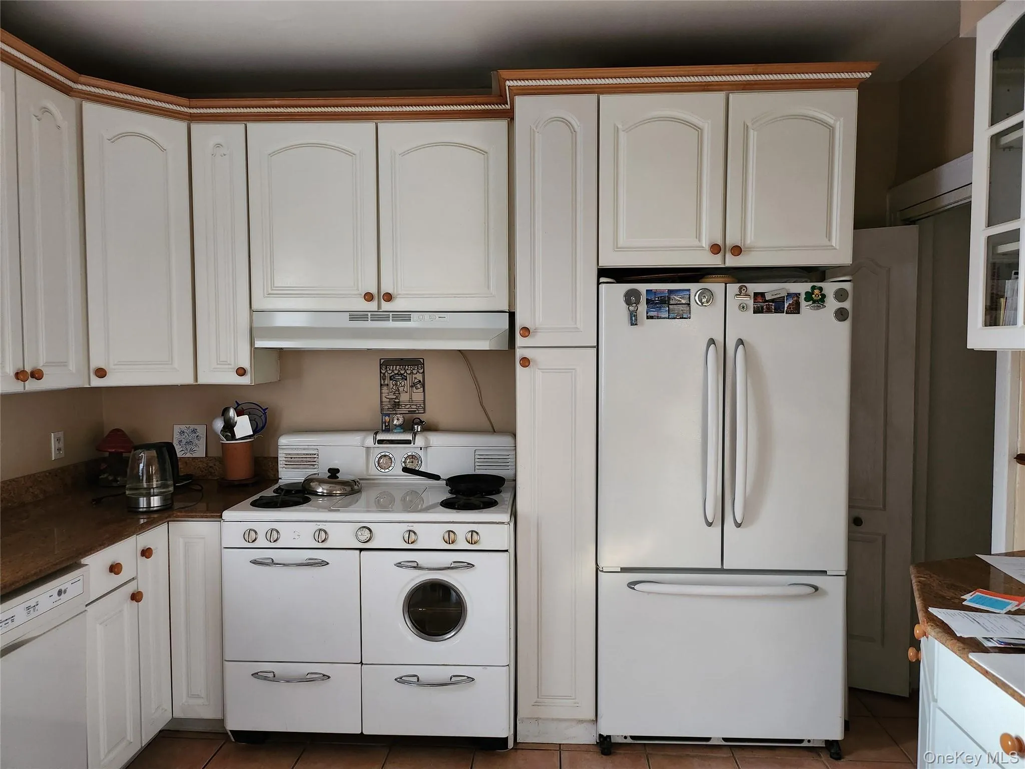 30-34 85th Street, New York, NY, 3 Bedrooms Bedrooms, 6 Rooms Rooms,2 BathroomsBathrooms,Residential,For Rent,85th,0,1019491 30-34 85th Street, New York, NY, 3 Bedrooms Bedrooms, 6 Rooms Rooms,2 BathroomsBathrooms,Residential,For Rent,85th,0,1019491