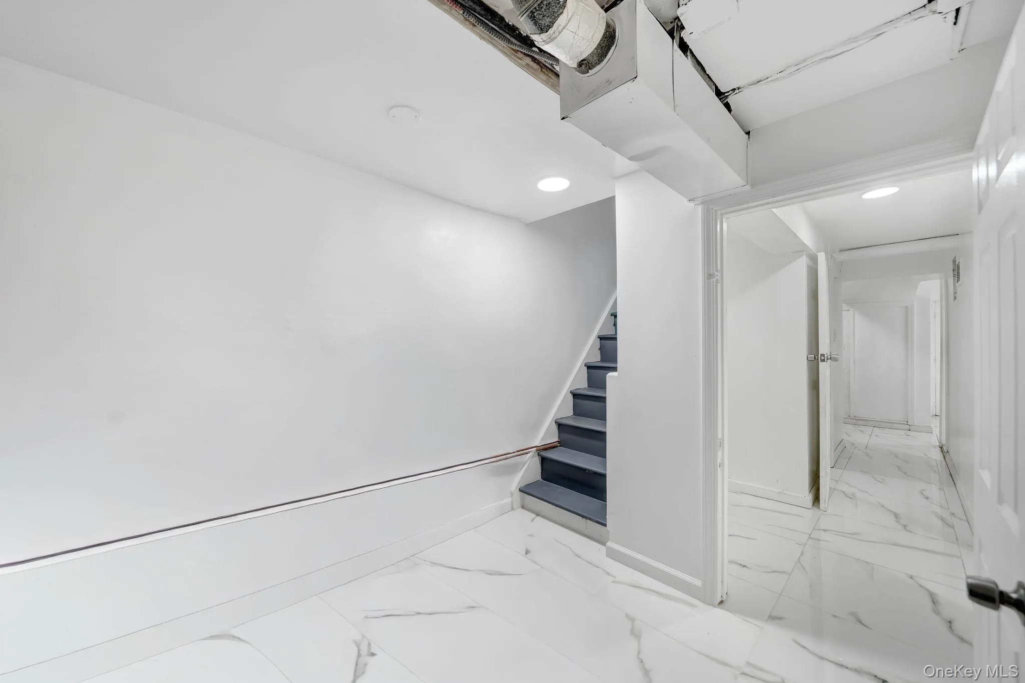 2067 Chatterton Avenue, New York, NY, 3 Bedrooms Bedrooms, 8 Rooms Rooms,2 BathroomsBathrooms,Residential,For Rent,Chatterton,0,1019492 2067 Chatterton Avenue, New York, NY, 3 Bedrooms Bedrooms, 8 Rooms Rooms,2 BathroomsBathrooms,Residential,For Rent,Chatterton,0,1019492
