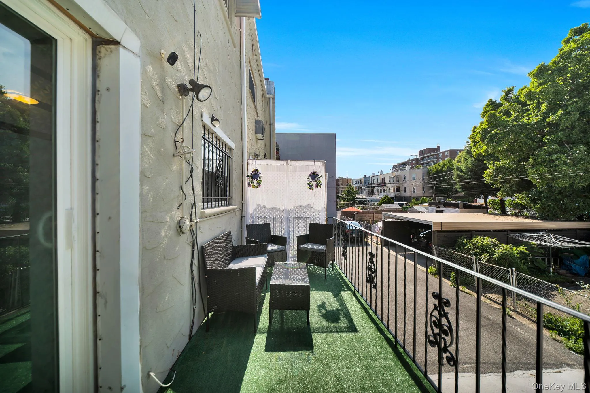 2067 Chatterton Avenue, New York, NY, 3 Bedrooms Bedrooms, 8 Rooms Rooms,2 BathroomsBathrooms,Residential,For Rent,Chatterton,0,1019492 2067 Chatterton Avenue, New York, NY, 3 Bedrooms Bedrooms, 8 Rooms Rooms,2 BathroomsBathrooms,Residential,For Rent,Chatterton,0,1019492