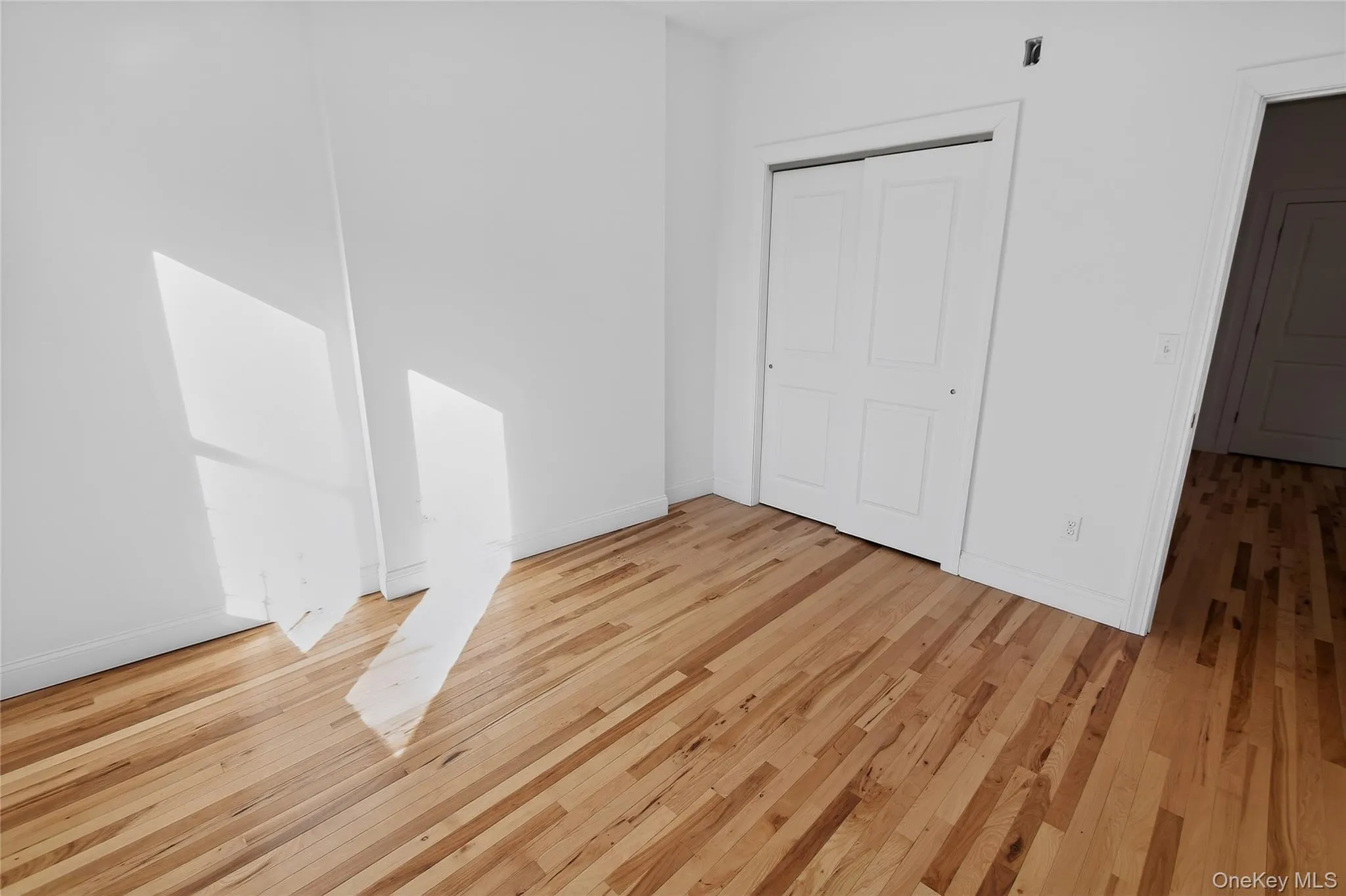 91 Elm Street, Yonkers, NY, 1 Bedroom Bedrooms, 4 Rooms Rooms,1 BathroomBathrooms,Residential Lease,For Rent,Elm,0,1019493 91 Elm Street, Yonkers, NY, 1 Bedroom Bedrooms, 4 Rooms Rooms,1 BathroomBathrooms,Residential Lease,For Rent,Elm,0,1019493