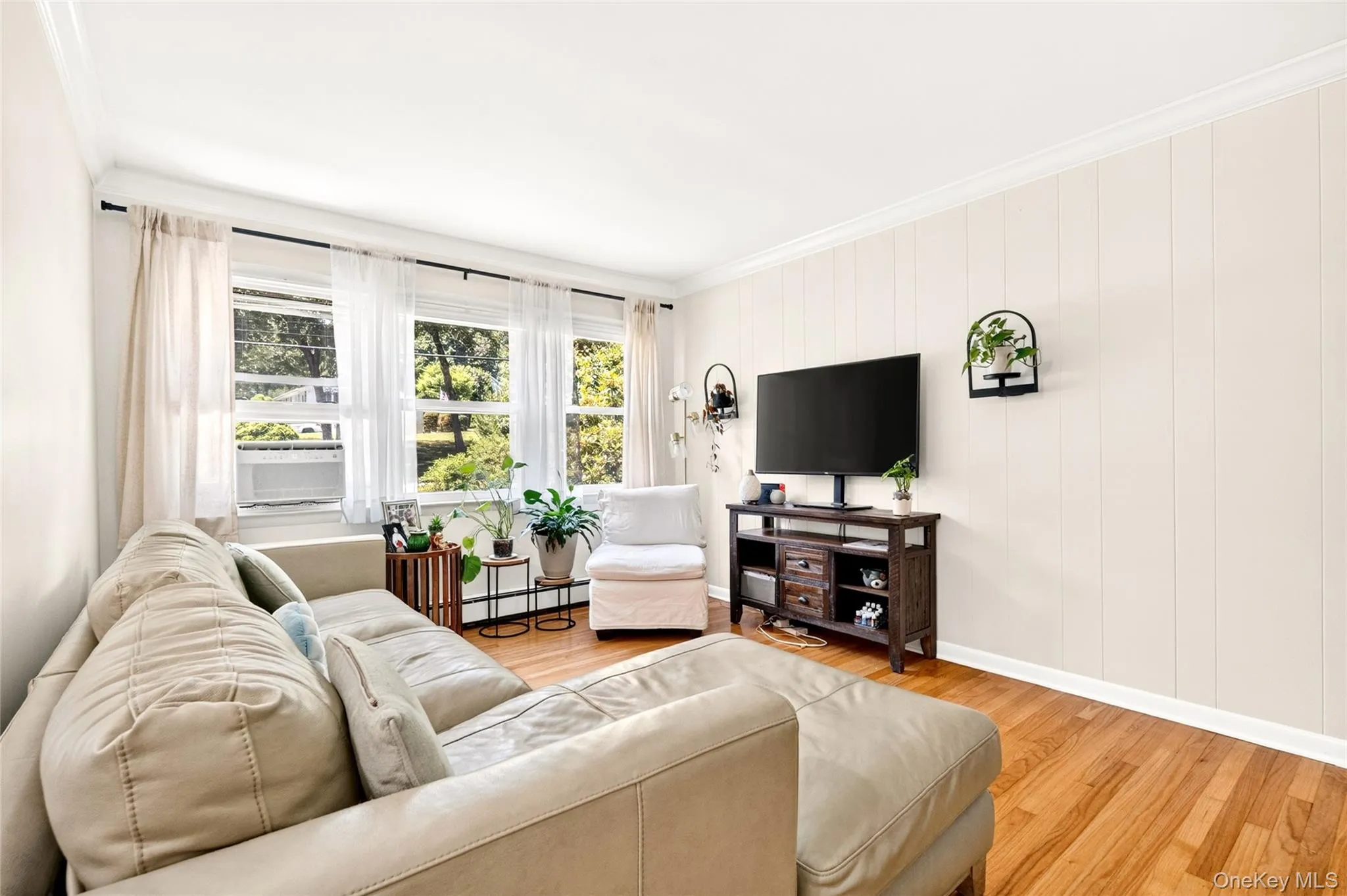 116 Chestnut Ridge Road, Carmel, NY, 3 Bedrooms Bedrooms, 7 Rooms Rooms,1 BathroomBathrooms,Residential,For Rent,Chestnut Ridge,0,1019498 116 Chestnut Ridge Road, Carmel, NY, 3 Bedrooms Bedrooms, 7 Rooms Rooms,1 BathroomBathrooms,Residential,For Rent,Chestnut Ridge,0,1019498