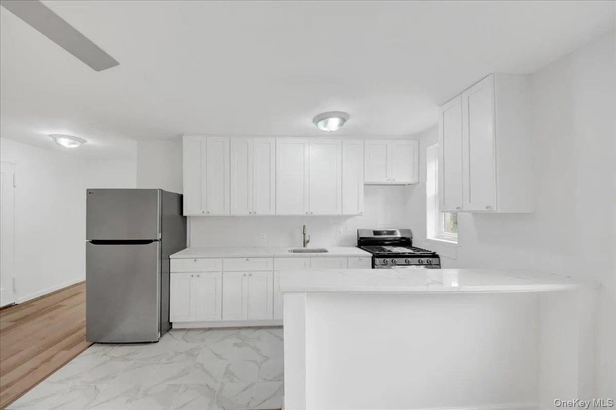 2630 Kingsbridge Terrace, New York, NY, 3 Rooms Rooms,1 BathroomBathrooms,Residential,For Rent,Kingsbridge,0,1019499 2630 Kingsbridge Terrace, New York, NY, 3 Rooms Rooms,1 BathroomBathrooms,Residential,For Rent,Kingsbridge,0,1019499
