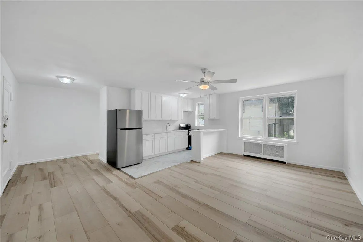 2630 Kingsbridge Terrace, New York, NY, 3 Rooms Rooms,1 BathroomBathrooms,Residential,For Rent,Kingsbridge,0,1019499 2630 Kingsbridge Terrace, New York, NY, 3 Rooms Rooms,1 BathroomBathrooms,Residential,For Rent,Kingsbridge,0,1019499