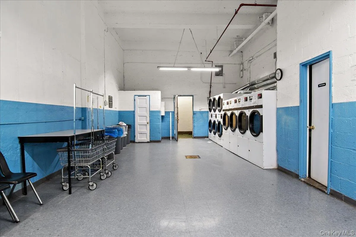 2630 Kingsbridge Terrace, New York, NY, 3 Rooms Rooms,1 BathroomBathrooms,Residential,For Rent,Kingsbridge,0,1019499 2630 Kingsbridge Terrace, New York, NY, 3 Rooms Rooms,1 BathroomBathrooms,Residential,For Rent,Kingsbridge,0,1019499