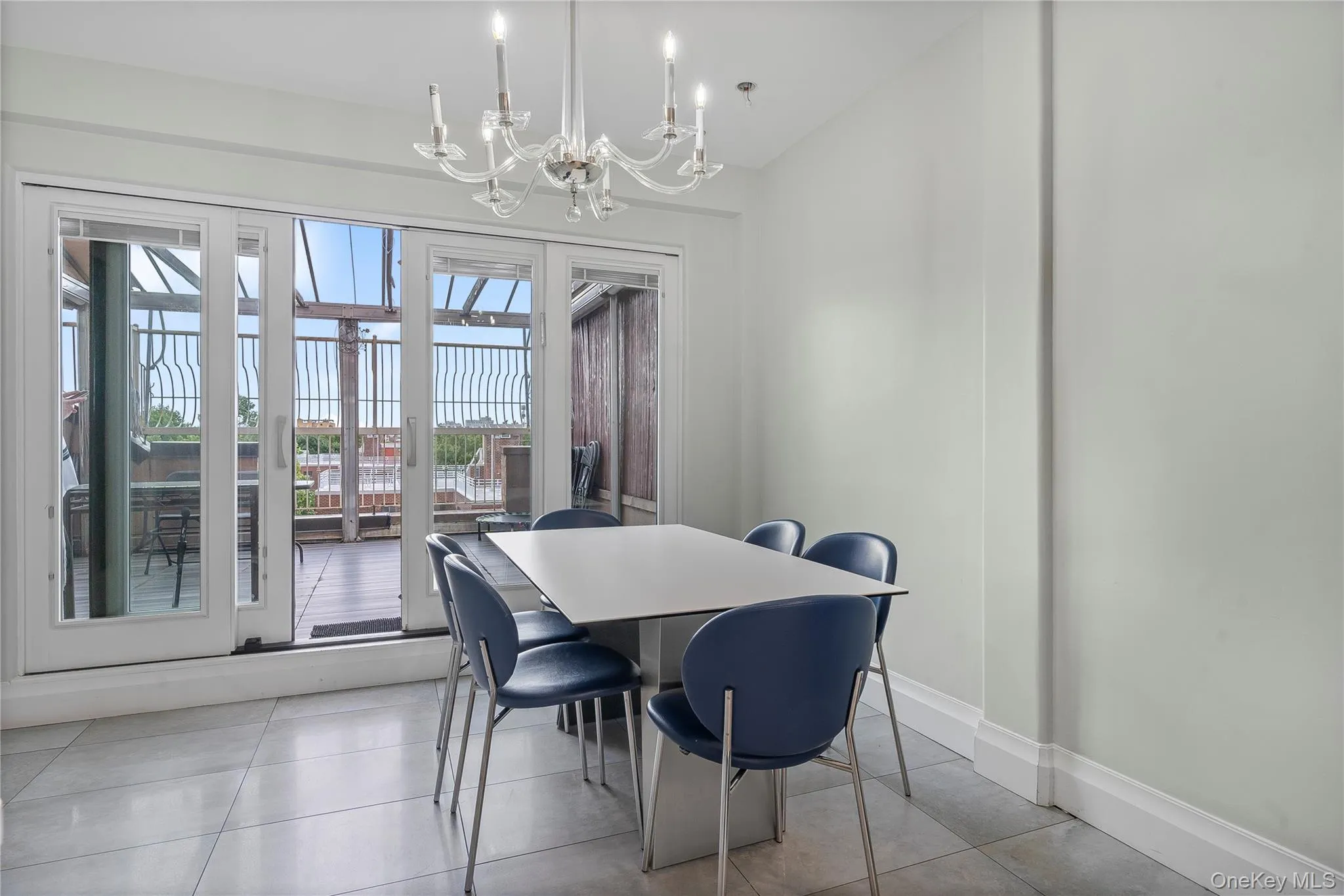 555 Flushing Avenue, New York, NY, 4 Bedrooms Bedrooms, 6 Rooms Rooms,2 BathroomsBathrooms,Residential,For Rent,Flushing,0,1019510 555 Flushing Avenue, New York, NY, 4 Bedrooms Bedrooms, 6 Rooms Rooms,2 BathroomsBathrooms,Residential,For Rent,Flushing,0,1019510