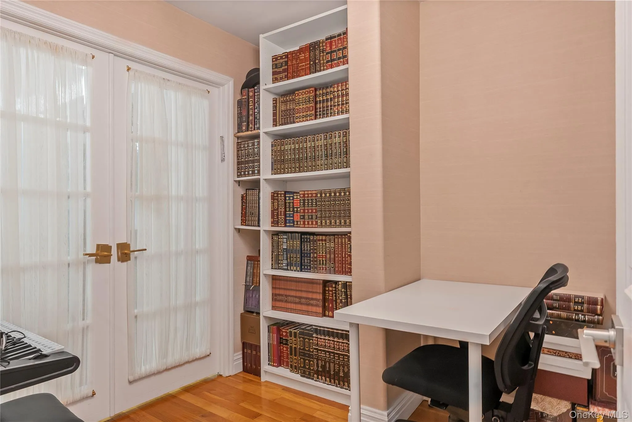 555 Flushing Avenue, New York, NY, 4 Bedrooms Bedrooms, 6 Rooms Rooms,2 BathroomsBathrooms,Residential,For Rent,Flushing,0,1019510 555 Flushing Avenue, New York, NY, 4 Bedrooms Bedrooms, 6 Rooms Rooms,2 BathroomsBathrooms,Residential,For Rent,Flushing,0,1019510