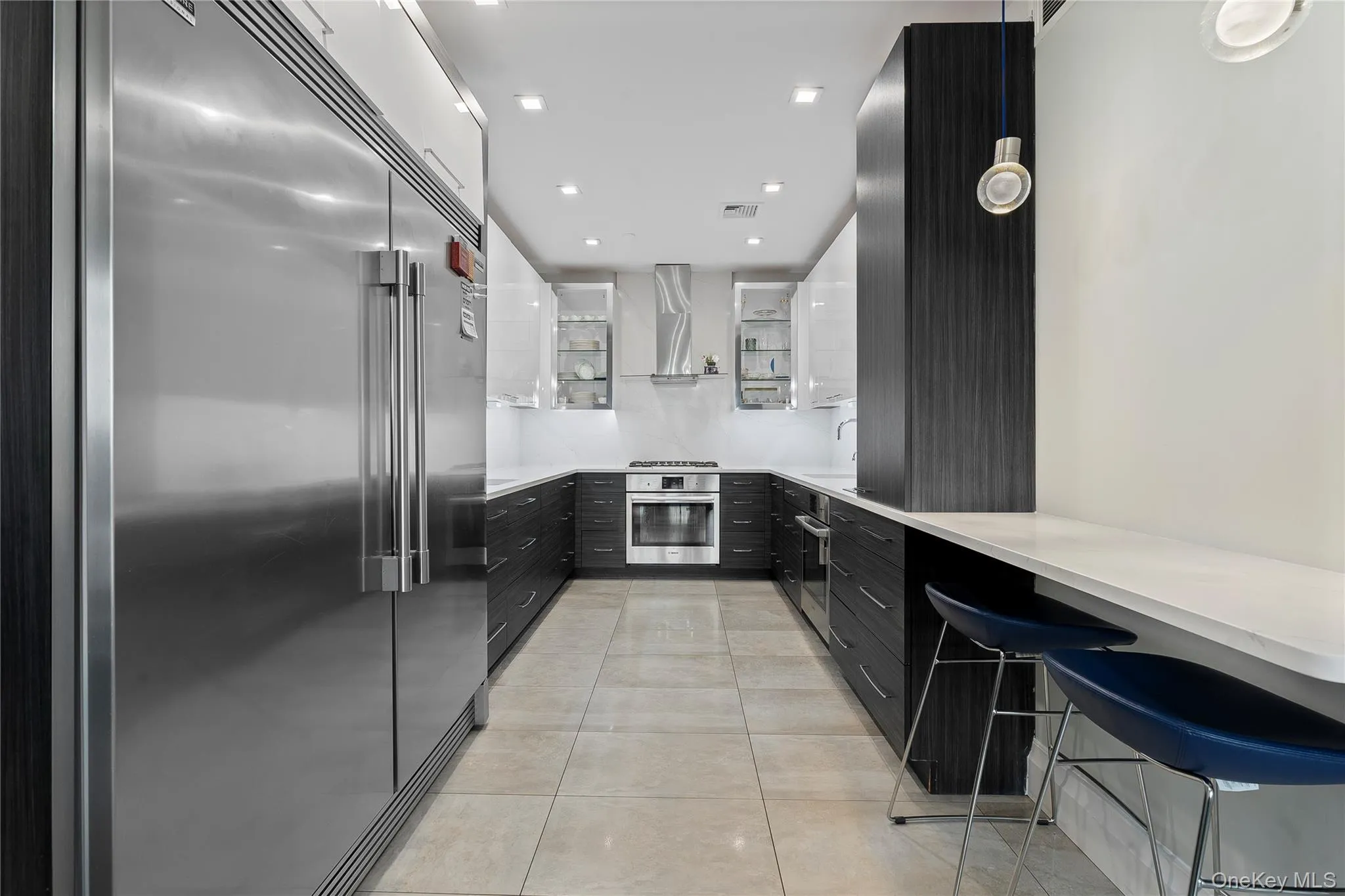 555 Flushing Avenue, New York, NY, 4 Bedrooms Bedrooms, 6 Rooms Rooms,2 BathroomsBathrooms,Residential,For Rent,Flushing,0,1019510 555 Flushing Avenue, New York, NY, 4 Bedrooms Bedrooms, 6 Rooms Rooms,2 BathroomsBathrooms,Residential,For Rent,Flushing,0,1019510