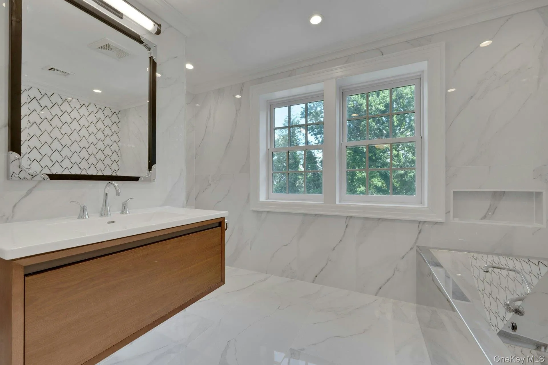 514 Esplanade, Pelham, NY, 4 Bedrooms Bedrooms, 11 Rooms Rooms,4 BathroomsBathrooms,Residential,For Rent,Esplanade,0,1019519 514 Esplanade, Pelham, NY, 4 Bedrooms Bedrooms, 11 Rooms Rooms,4 BathroomsBathrooms,Residential,For Rent,Esplanade,0,1019519