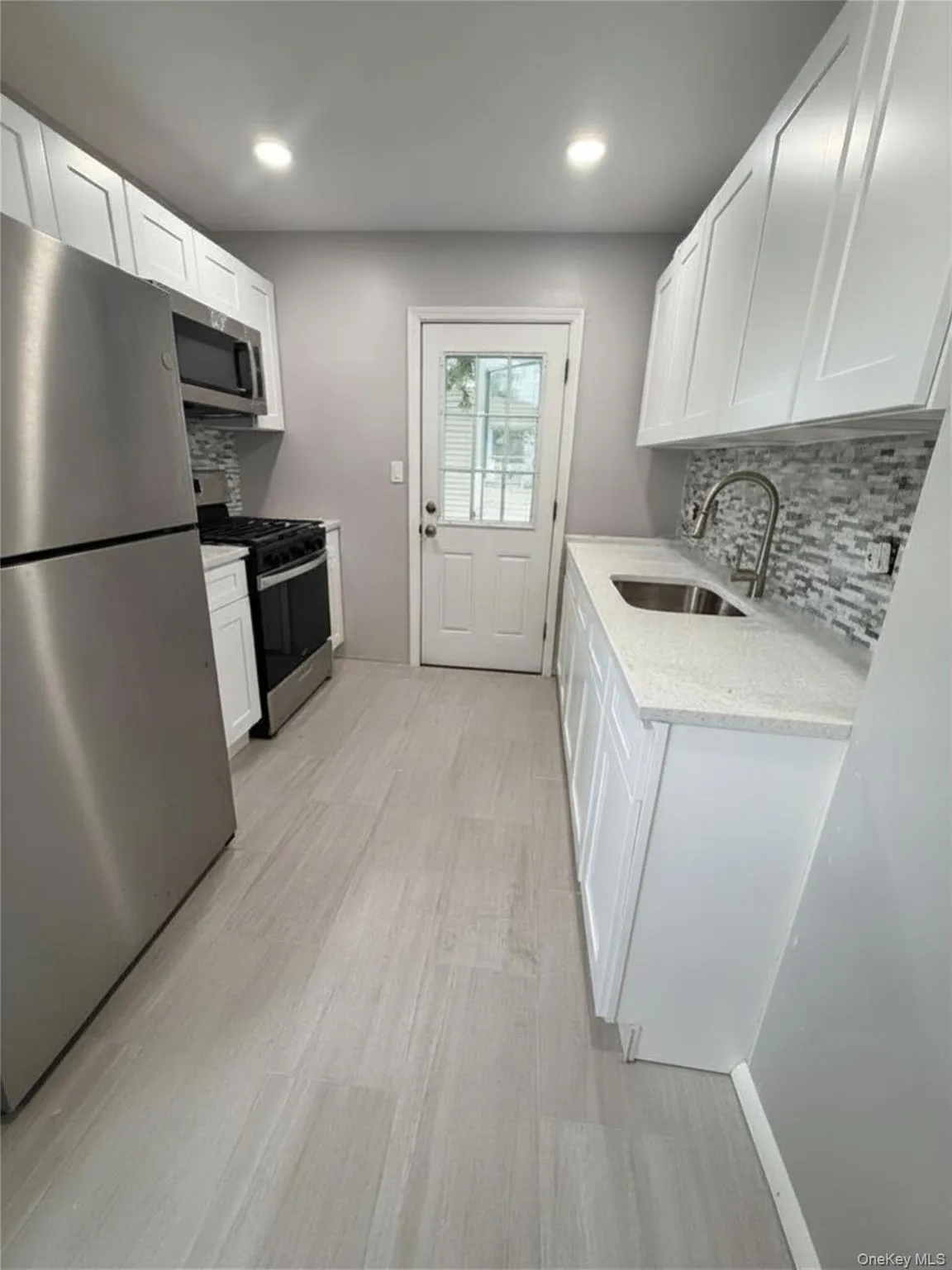 790 Wellwood Avenue, Babylon, NY, 3 Bedrooms Bedrooms, 6 Rooms Rooms,1 BathroomBathrooms,Residential Lease,For Rent,Wellwood,0,1019520 790 Wellwood Avenue, Babylon, NY, 3 Bedrooms Bedrooms, 6 Rooms Rooms,1 BathroomBathrooms,Residential Lease,For Rent,Wellwood,0,1019520