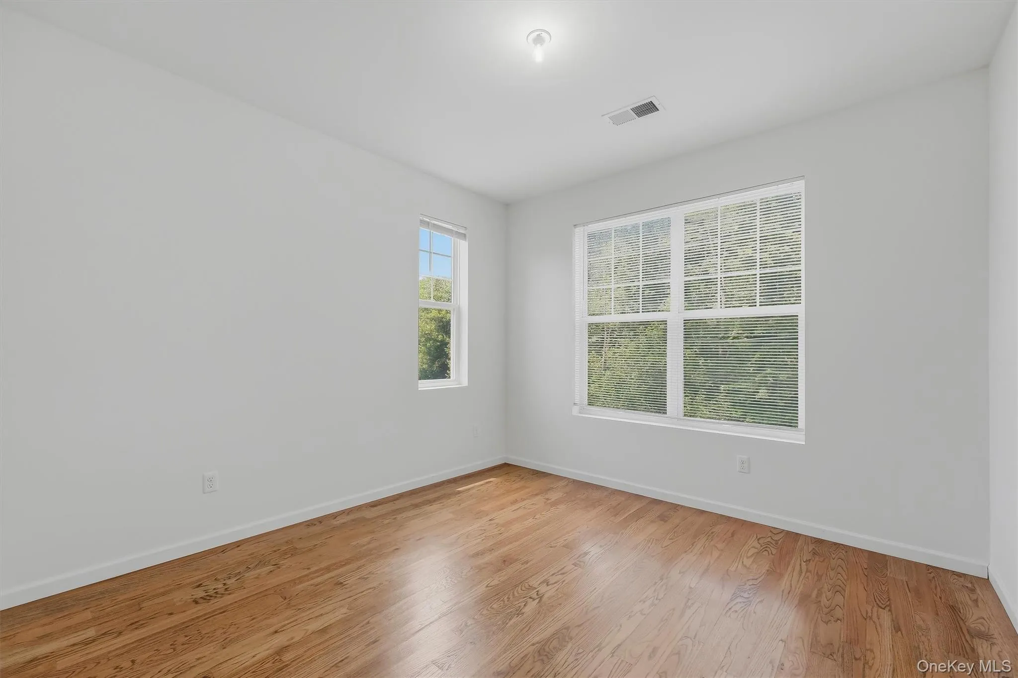 31 Magnolia Park Road, Middletown, NY, 3 Bedrooms Bedrooms, 10 Rooms Rooms,3 BathroomsBathrooms,Residential,For Rent,Magnolia Park,0,1019522 31 Magnolia Park Road, Middletown, NY, 3 Bedrooms Bedrooms, 10 Rooms Rooms,3 BathroomsBathrooms,Residential,For Rent,Magnolia Park,0,1019522