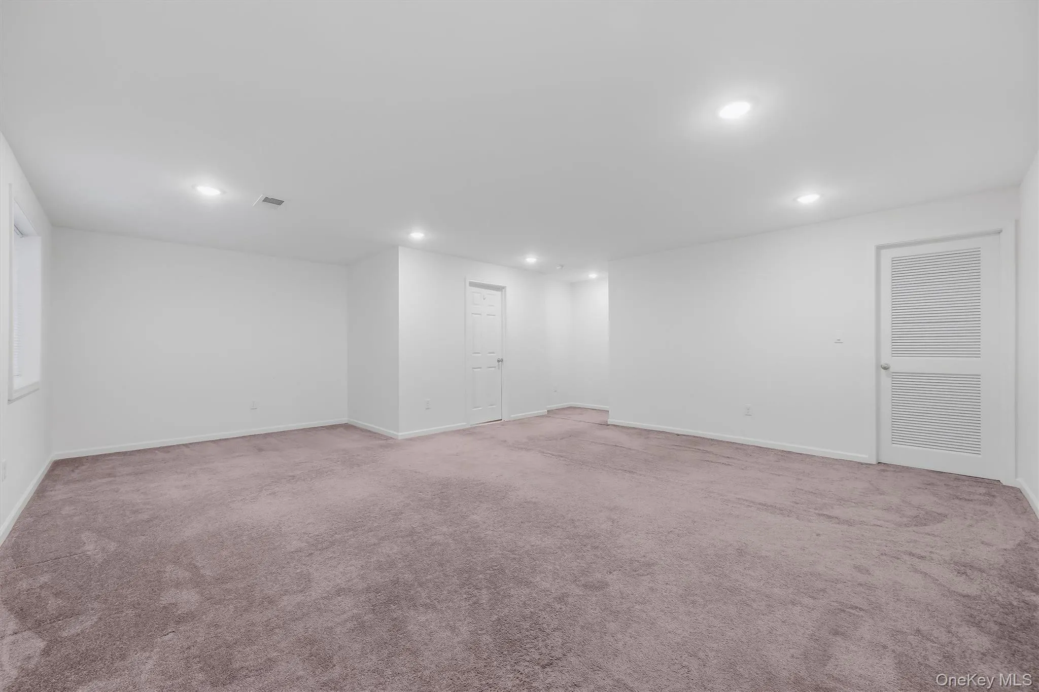 31 Magnolia Park Road, Middletown, NY, 3 Bedrooms Bedrooms, 10 Rooms Rooms,3 BathroomsBathrooms,Residential,For Rent,Magnolia Park,0,1019522 31 Magnolia Park Road, Middletown, NY, 3 Bedrooms Bedrooms, 10 Rooms Rooms,3 BathroomsBathrooms,Residential,For Rent,Magnolia Park,0,1019522