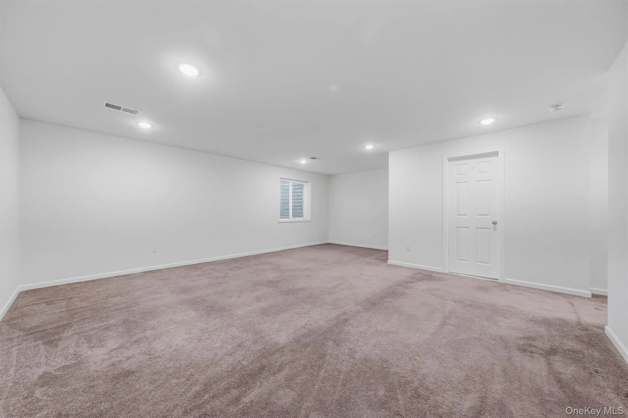31 Magnolia Park Road, Middletown, NY, 3 Bedrooms Bedrooms, 10 Rooms Rooms,3 BathroomsBathrooms,Residential,For Rent,Magnolia Park,0,1019522 31 Magnolia Park Road, Middletown, NY, 3 Bedrooms Bedrooms, 10 Rooms Rooms,3 BathroomsBathrooms,Residential,For Rent,Magnolia Park,0,1019522
