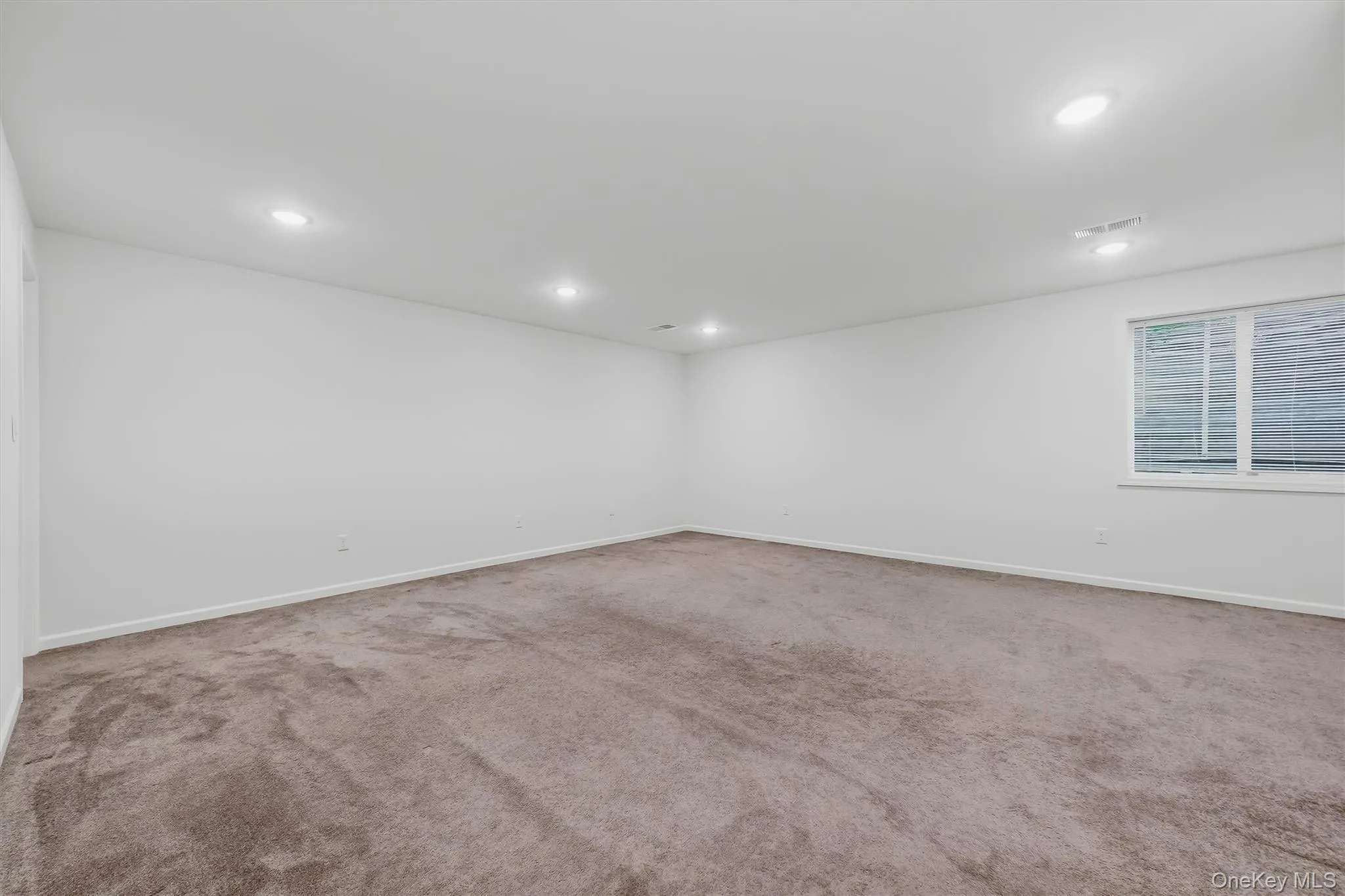 31 Magnolia Park Road, Middletown, NY, 3 Bedrooms Bedrooms, 10 Rooms Rooms,3 BathroomsBathrooms,Residential,For Rent,Magnolia Park,0,1019522 31 Magnolia Park Road, Middletown, NY, 3 Bedrooms Bedrooms, 10 Rooms Rooms,3 BathroomsBathrooms,Residential,For Rent,Magnolia Park,0,1019522