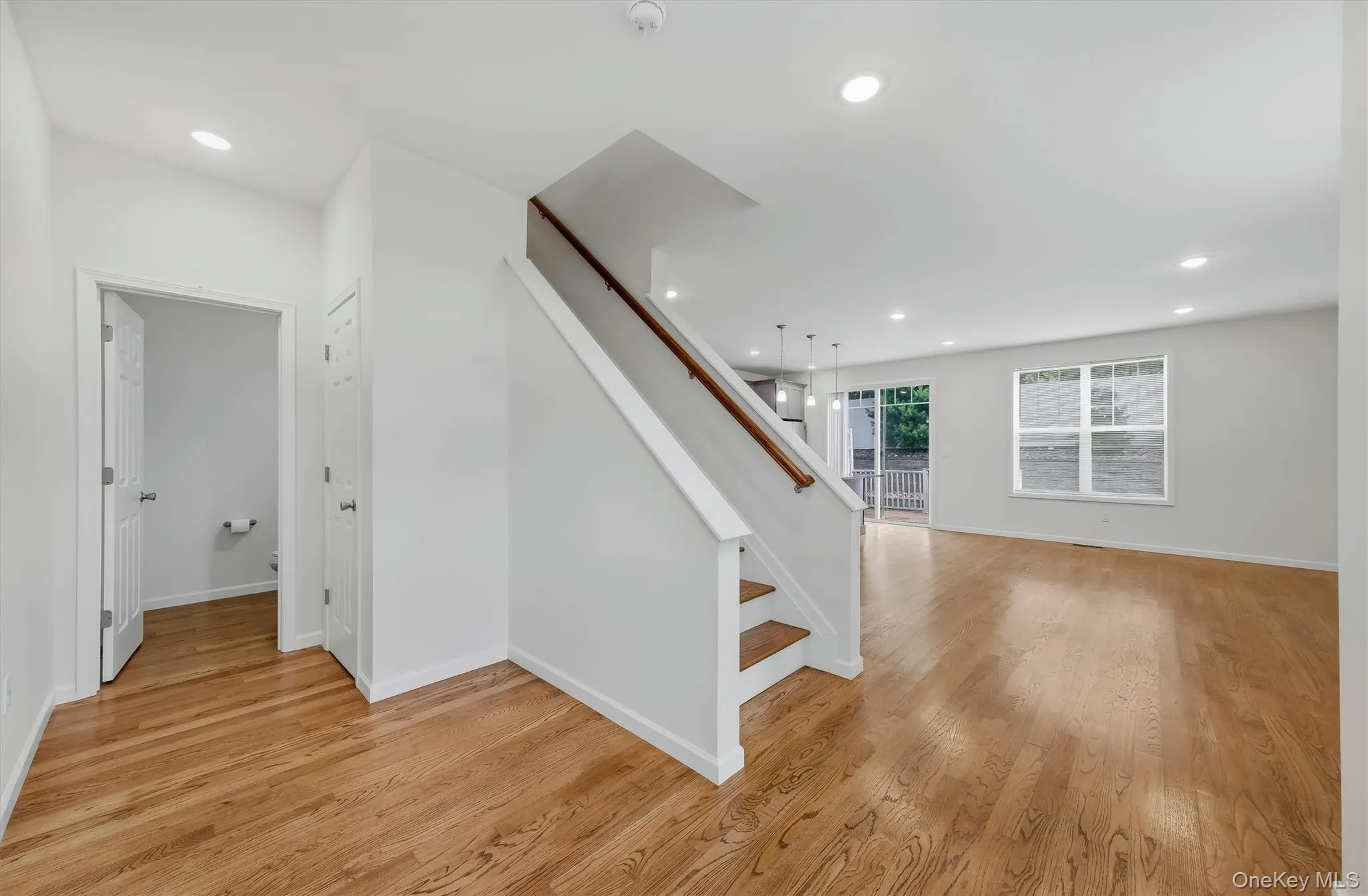 31 Magnolia Park Road, Middletown, NY, 3 Bedrooms Bedrooms, 10 Rooms Rooms,3 BathroomsBathrooms,Residential,For Rent,Magnolia Park,0,1019522 31 Magnolia Park Road, Middletown, NY, 3 Bedrooms Bedrooms, 10 Rooms Rooms,3 BathroomsBathrooms,Residential,For Rent,Magnolia Park,0,1019522