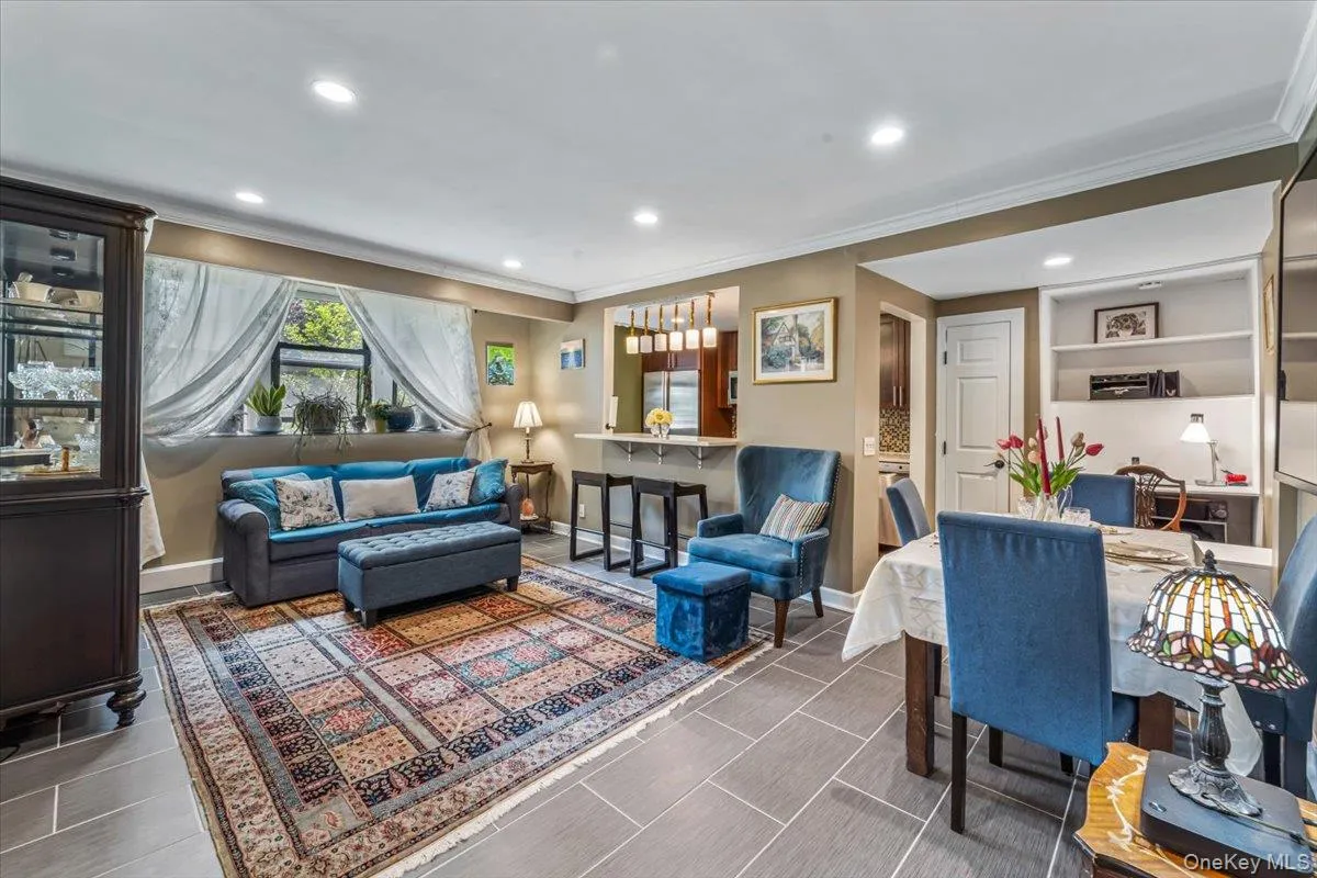 604 Tompkins Avenue, Mamaroneck, NY, 1 Bedroom Bedrooms, 3 Rooms Rooms,1 BathroomBathrooms,Residential,For Rent,Tompkins,0,1019523 604 Tompkins Avenue, Mamaroneck, NY, 1 Bedroom Bedrooms, 3 Rooms Rooms,1 BathroomBathrooms,Residential,For Rent,Tompkins,0,1019523