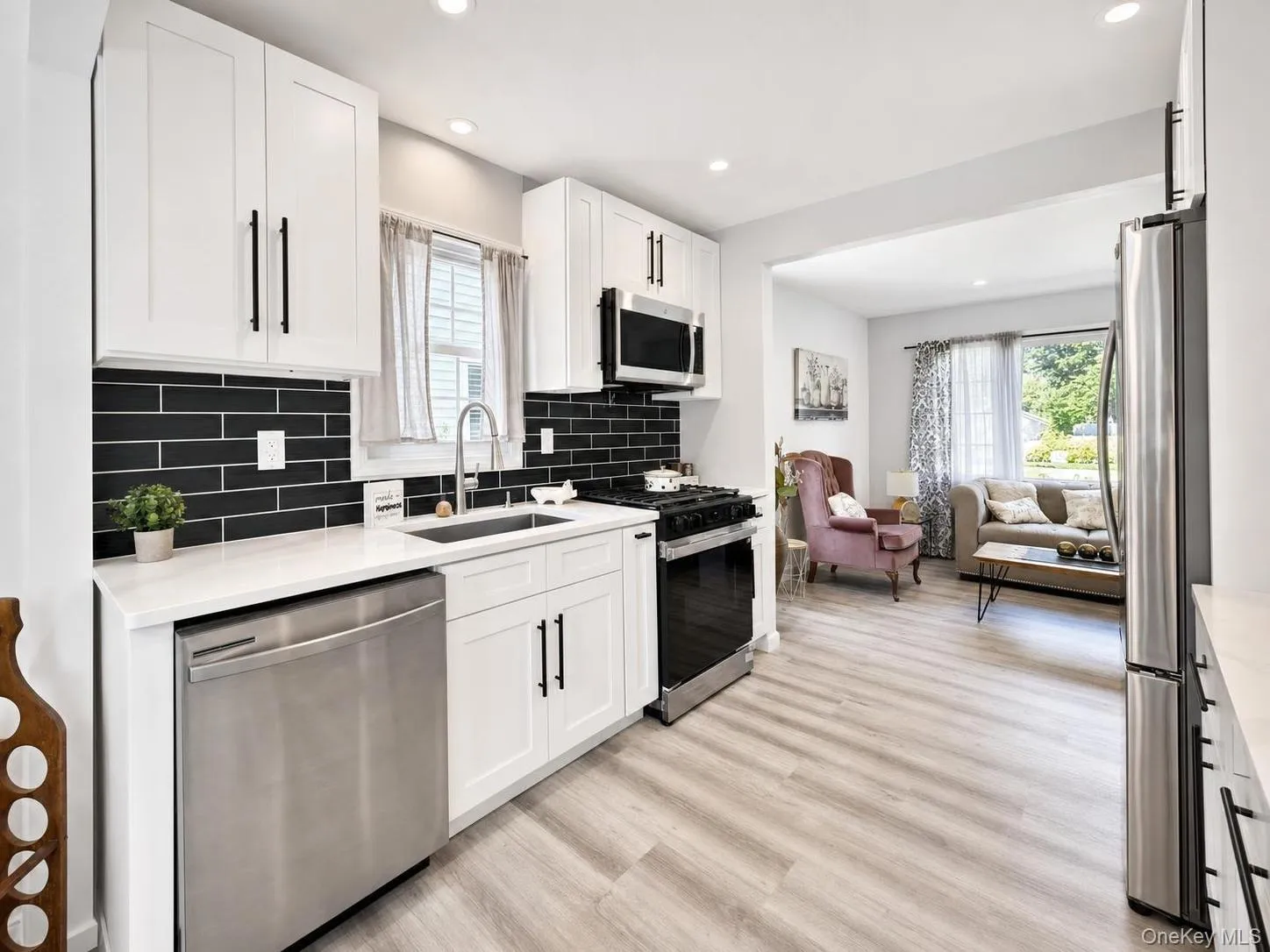 23 Conkling Avenue, Middletown, NY, 4 Bedrooms Bedrooms, 9 Rooms Rooms,2 BathroomsBathrooms,Residential,For Rent,Conkling,0,1019526 23 Conkling Avenue, Middletown, NY, 4 Bedrooms Bedrooms, 9 Rooms Rooms,2 BathroomsBathrooms,Residential,For Rent,Conkling,0,1019526