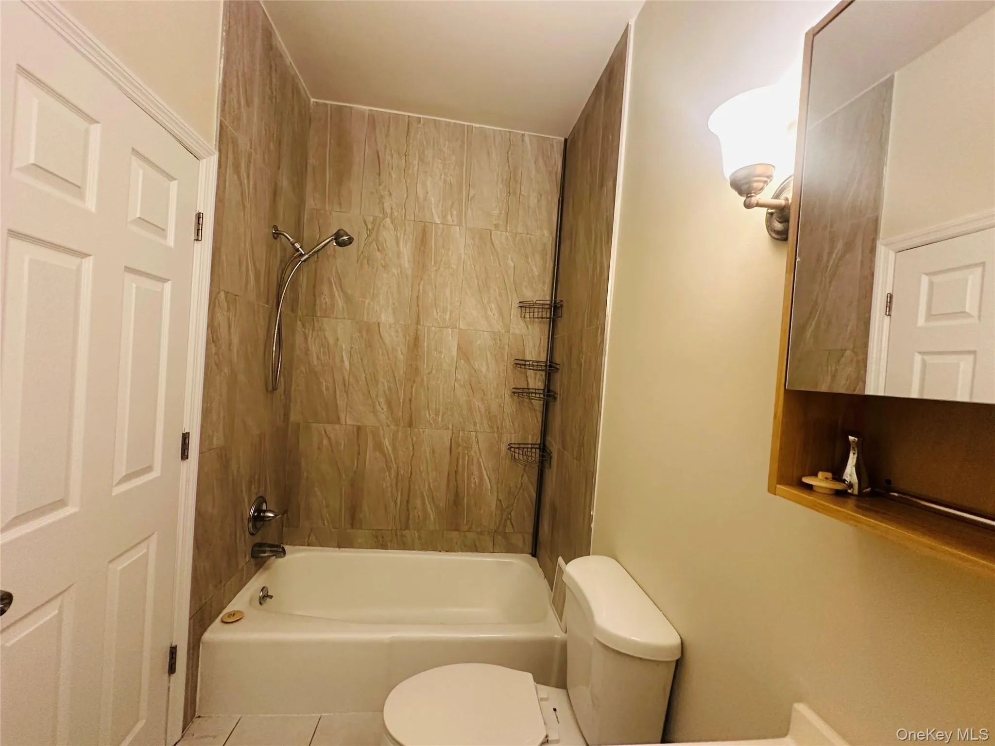 82 Garden Street, Poughkeepsie, NY, 1 Bedroom Bedrooms, 3 Rooms Rooms,1 BathroomBathrooms,Residential Lease,For Rent,Garden,0,1019529 82 Garden Street, Poughkeepsie, NY, 1 Bedroom Bedrooms, 3 Rooms Rooms,1 BathroomBathrooms,Residential Lease,For Rent,Garden,0,1019529
