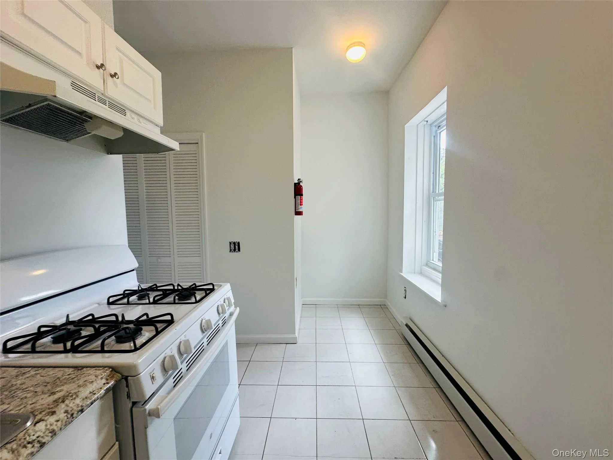 82 Garden Street, Poughkeepsie, NY, 1 Bedroom Bedrooms, 3 Rooms Rooms,1 BathroomBathrooms,Residential Lease,For Rent,Garden,0,1019529 82 Garden Street, Poughkeepsie, NY, 1 Bedroom Bedrooms, 3 Rooms Rooms,1 BathroomBathrooms,Residential Lease,For Rent,Garden,0,1019529