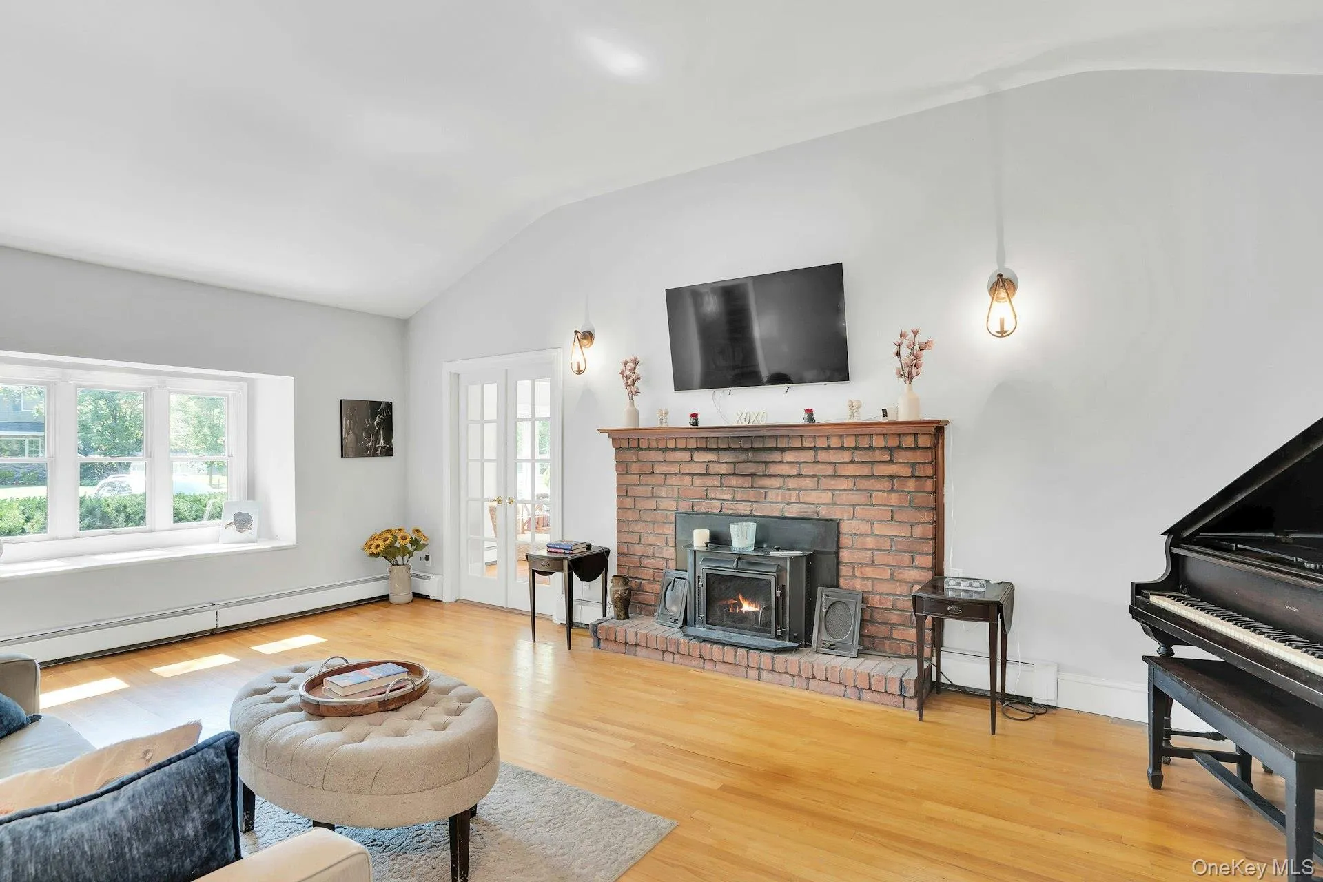 30 Sarina Drive, Smithtown, NY, 4 Bedrooms Bedrooms, 12 Rooms Rooms,3 BathroomsBathrooms,Residential,For Rent,Sarina,0,1019533 30 Sarina Drive, Smithtown, NY, 4 Bedrooms Bedrooms, 12 Rooms Rooms,3 BathroomsBathrooms,Residential,For Rent,Sarina,0,1019533
