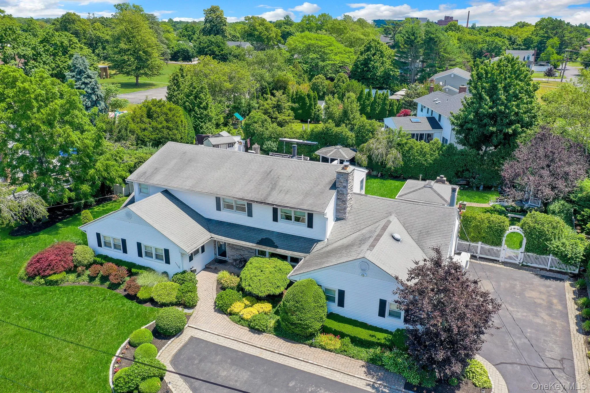 257 Shadybrook Lane, Islip, NY, 4 Bedrooms Bedrooms, 12 Rooms Rooms,3 BathroomsBathrooms,Residential,For Rent,Shadybrook,0,1019534 257 Shadybrook Lane, Islip, NY, 4 Bedrooms Bedrooms, 12 Rooms Rooms,3 BathroomsBathrooms,Residential,For Rent,Shadybrook,0,1019534