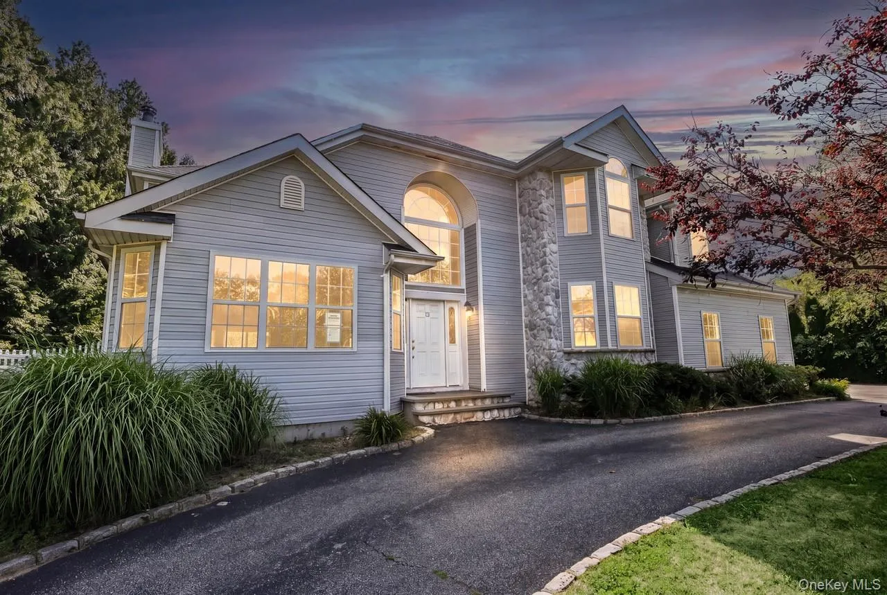 72 Sweetgum Lane, Brookhaven, NY, 4 Bedrooms Bedrooms, 9 Rooms Rooms,3 BathroomsBathrooms,Residential,For Rent,Sweetgum,0,1019536 72 Sweetgum Lane, Brookhaven, NY, 4 Bedrooms Bedrooms, 9 Rooms Rooms,3 BathroomsBathrooms,Residential,For Rent,Sweetgum,0,1019536