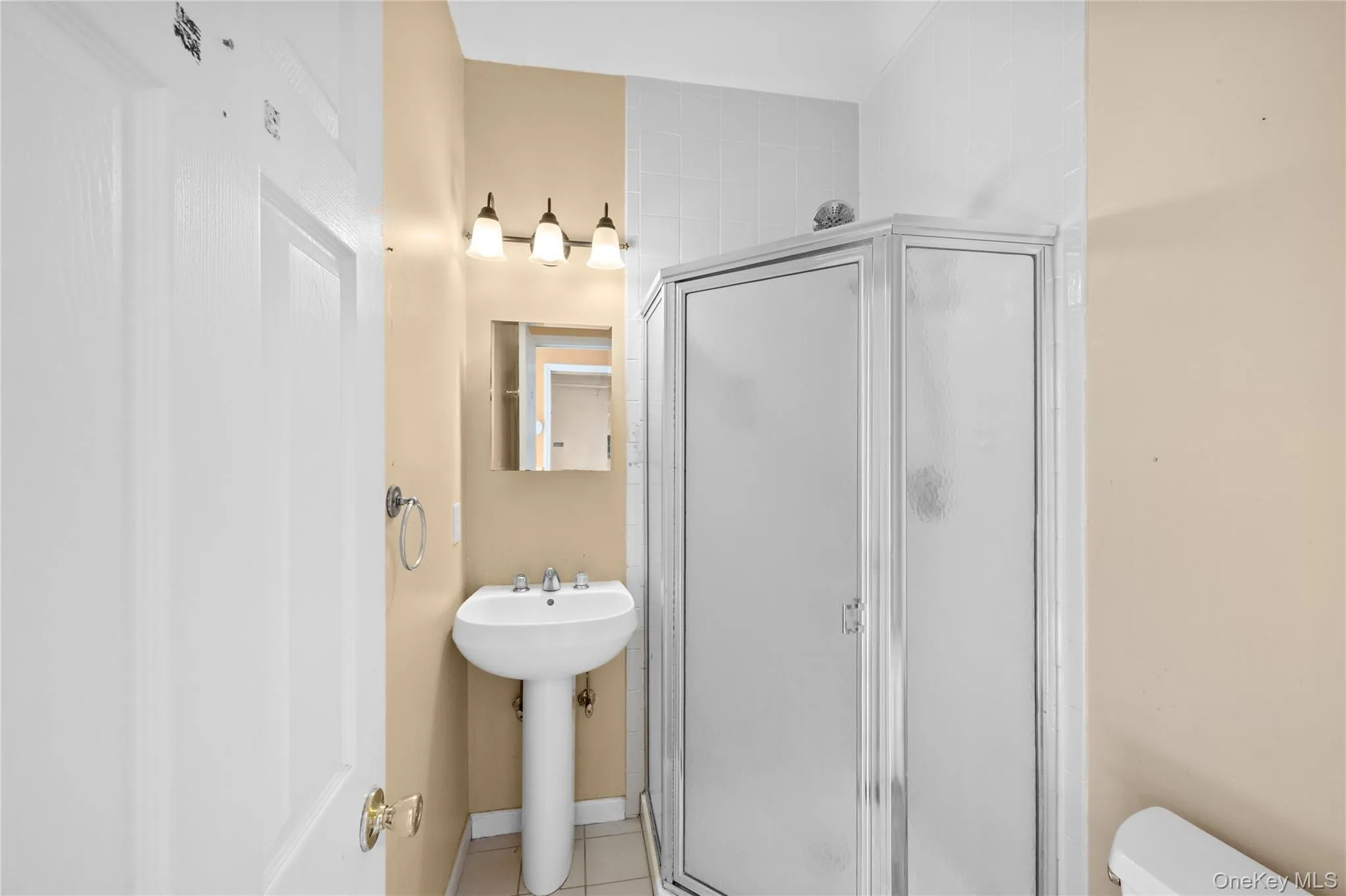 72 Sweetgum Lane, Brookhaven, NY, 4 Bedrooms Bedrooms, 9 Rooms Rooms,3 BathroomsBathrooms,Residential,For Rent,Sweetgum,0,1019536 72 Sweetgum Lane, Brookhaven, NY, 4 Bedrooms Bedrooms, 9 Rooms Rooms,3 BathroomsBathrooms,Residential,For Rent,Sweetgum,0,1019536