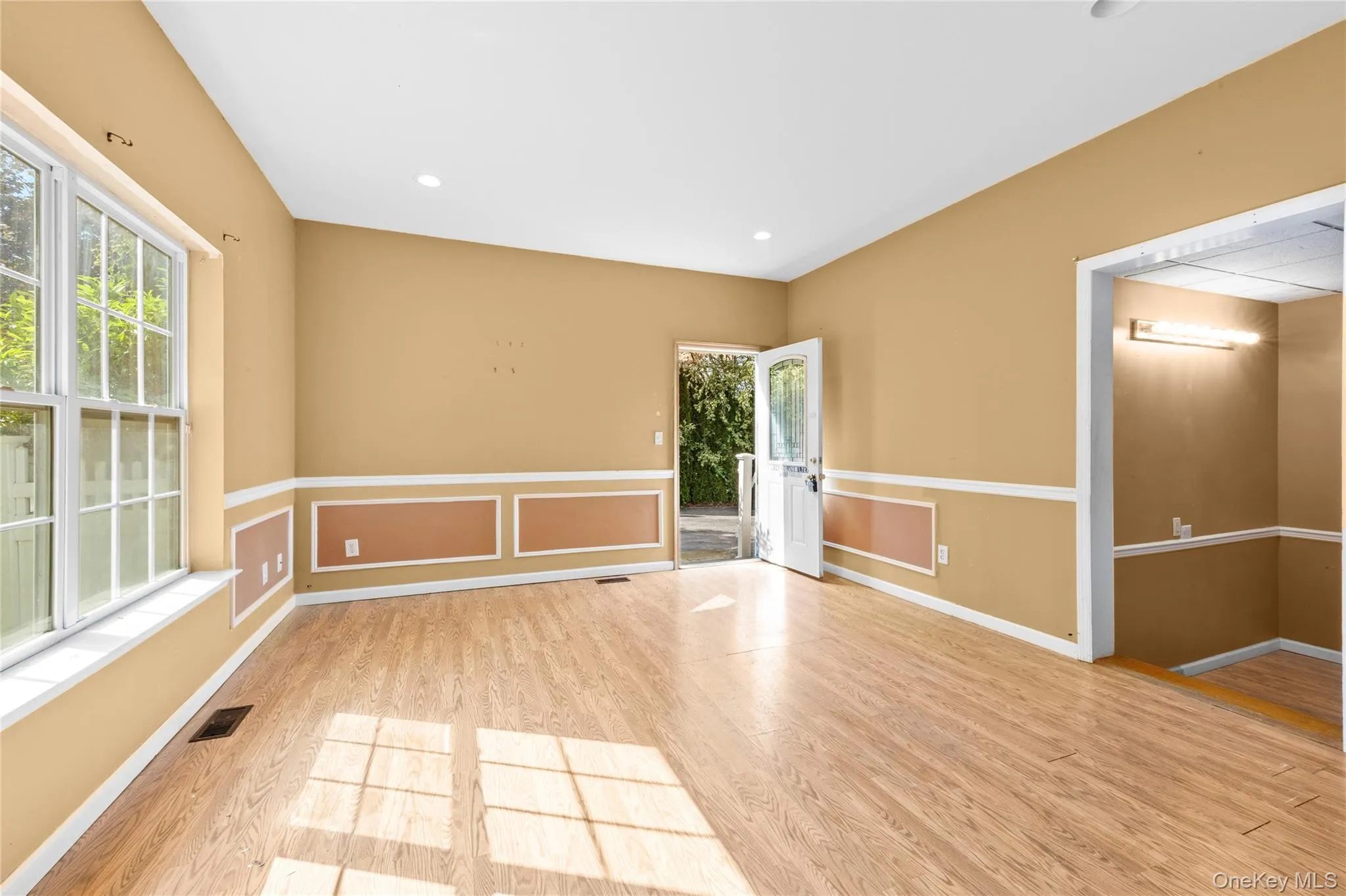 72 Sweetgum Lane, Brookhaven, NY, 4 Bedrooms Bedrooms, 9 Rooms Rooms,3 BathroomsBathrooms,Residential,For Rent,Sweetgum,0,1019536 72 Sweetgum Lane, Brookhaven, NY, 4 Bedrooms Bedrooms, 9 Rooms Rooms,3 BathroomsBathrooms,Residential,For Rent,Sweetgum,0,1019536