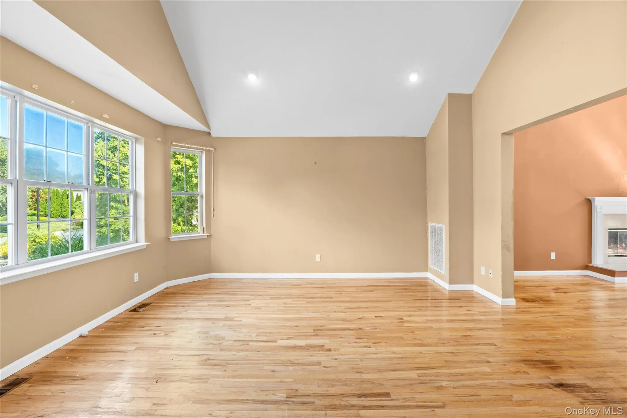 72 Sweetgum Lane, Brookhaven, NY, 4 Bedrooms Bedrooms, 9 Rooms Rooms,3 BathroomsBathrooms,Residential,For Rent,Sweetgum,0,1019536 72 Sweetgum Lane, Brookhaven, NY, 4 Bedrooms Bedrooms, 9 Rooms Rooms,3 BathroomsBathrooms,Residential,For Rent,Sweetgum,0,1019536