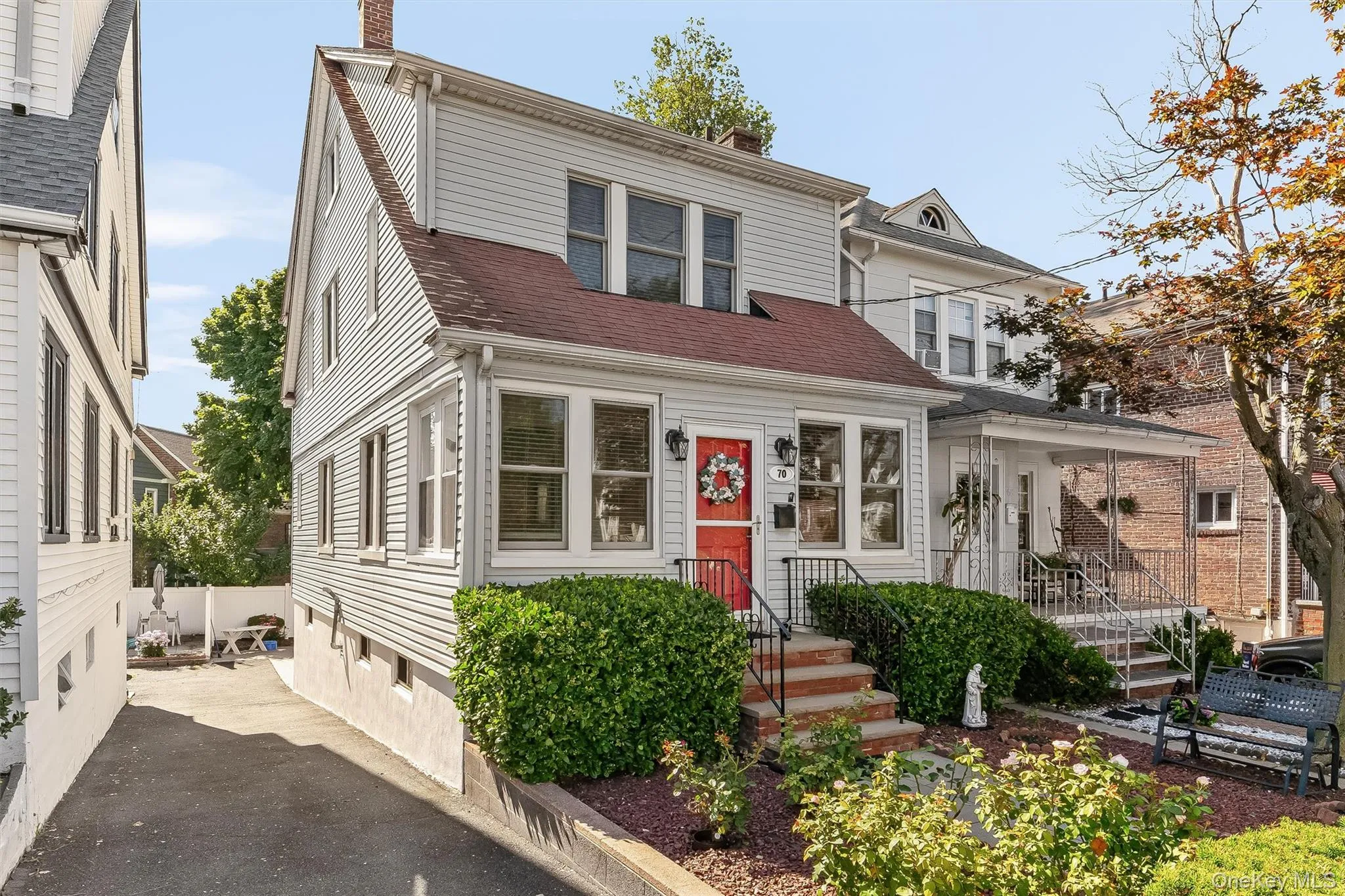 70 First Street, Yonkers, NY, 3 Bedrooms Bedrooms, 11 Rooms Rooms,2 BathroomsBathrooms,Residential,For Rent,First,0,1019539 70 First Street, Yonkers, NY, 3 Bedrooms Bedrooms, 11 Rooms Rooms,2 BathroomsBathrooms,Residential,For Rent,First,0,1019539