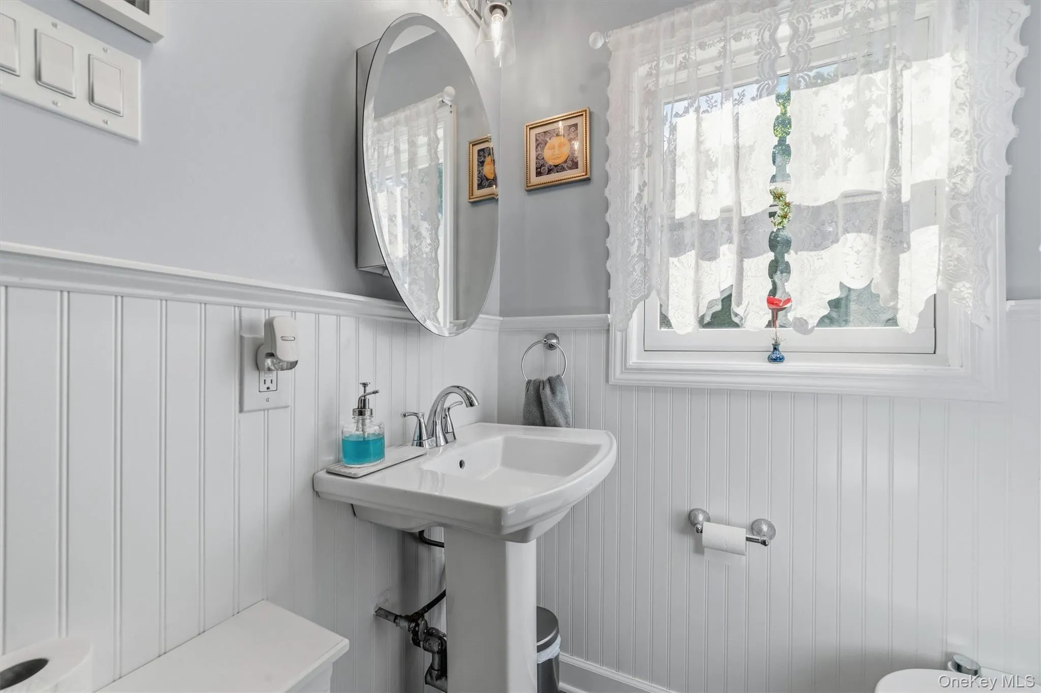 70 First Street, Yonkers, NY, 3 Bedrooms Bedrooms, 11 Rooms Rooms,2 BathroomsBathrooms,Residential,For Rent,First,0,1019539 70 First Street, Yonkers, NY, 3 Bedrooms Bedrooms, 11 Rooms Rooms,2 BathroomsBathrooms,Residential,For Rent,First,0,1019539