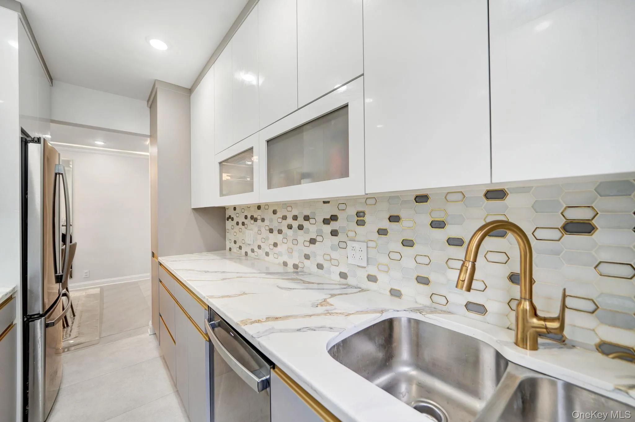 98-25 64th Road, New York, NY, 3 Bedrooms Bedrooms, 6 Rooms Rooms,2 BathroomsBathrooms,Residential,For Rent,64th,0,1019542 98-25 64th Road, New York, NY, 3 Bedrooms Bedrooms, 6 Rooms Rooms,2 BathroomsBathrooms,Residential,For Rent,64th,0,1019542