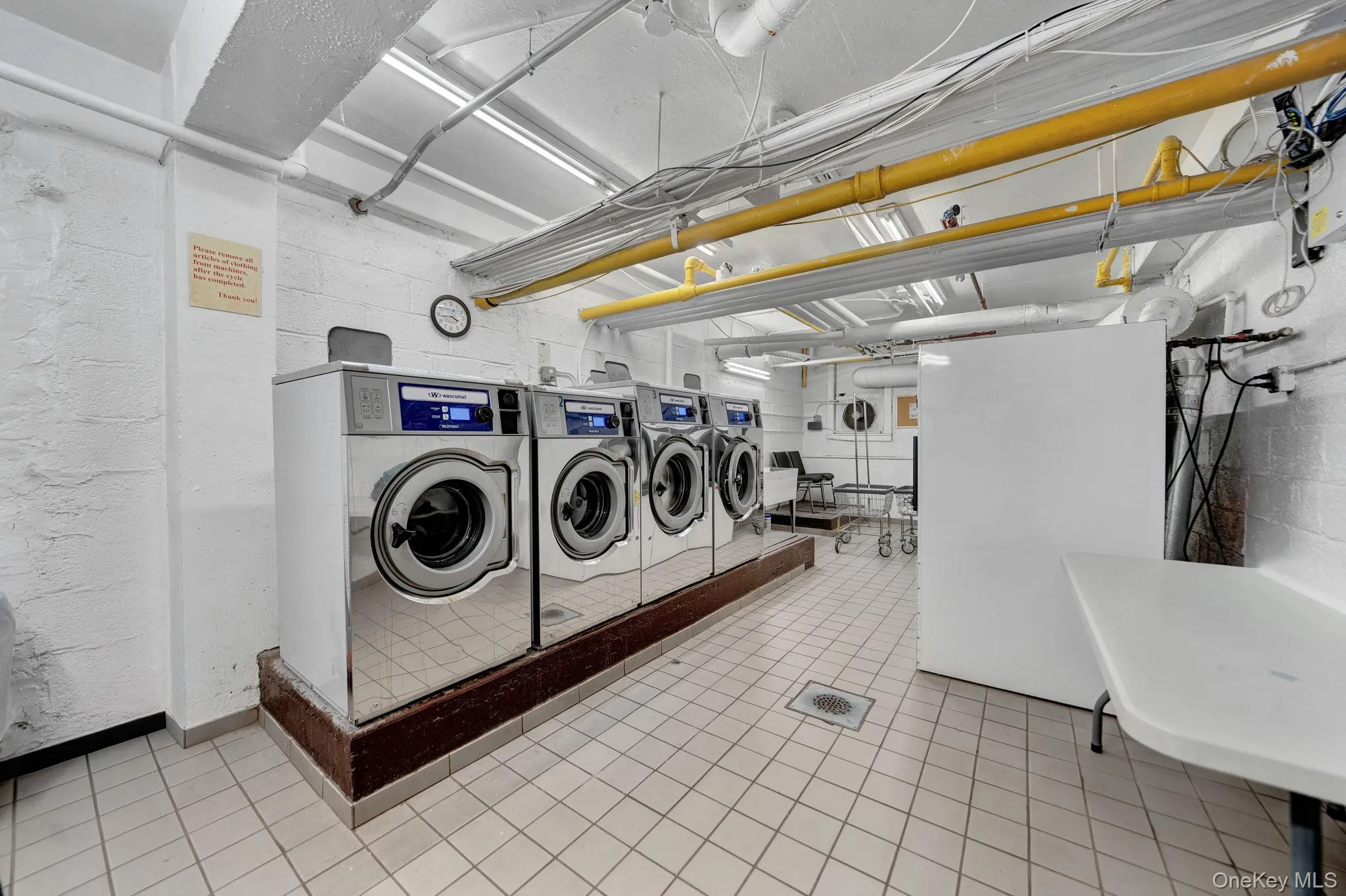 98-25 64th Road, New York, NY, 3 Bedrooms Bedrooms, 6 Rooms Rooms,2 BathroomsBathrooms,Residential,For Rent,64th,0,1019542 98-25 64th Road, New York, NY, 3 Bedrooms Bedrooms, 6 Rooms Rooms,2 BathroomsBathrooms,Residential,For Rent,64th,0,1019542