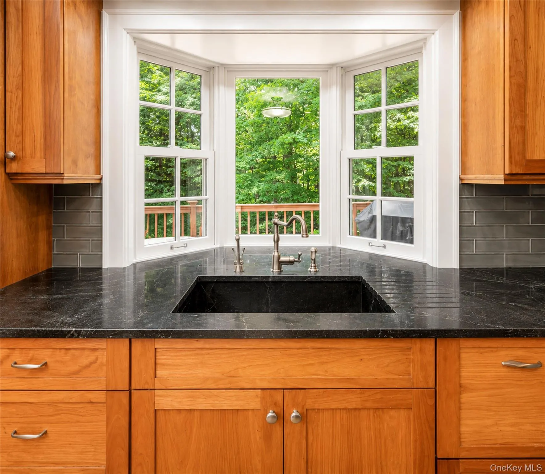 190 Douglas Place, Mount Vernon, NY, 5 Bedrooms Bedrooms, 12 Rooms Rooms,3 BathroomsBathrooms,Residential,For Rent,Douglas,0,1019544 190 Douglas Place, Mount Vernon, NY, 5 Bedrooms Bedrooms, 12 Rooms Rooms,3 BathroomsBathrooms,Residential,For Rent,Douglas,0,1019544